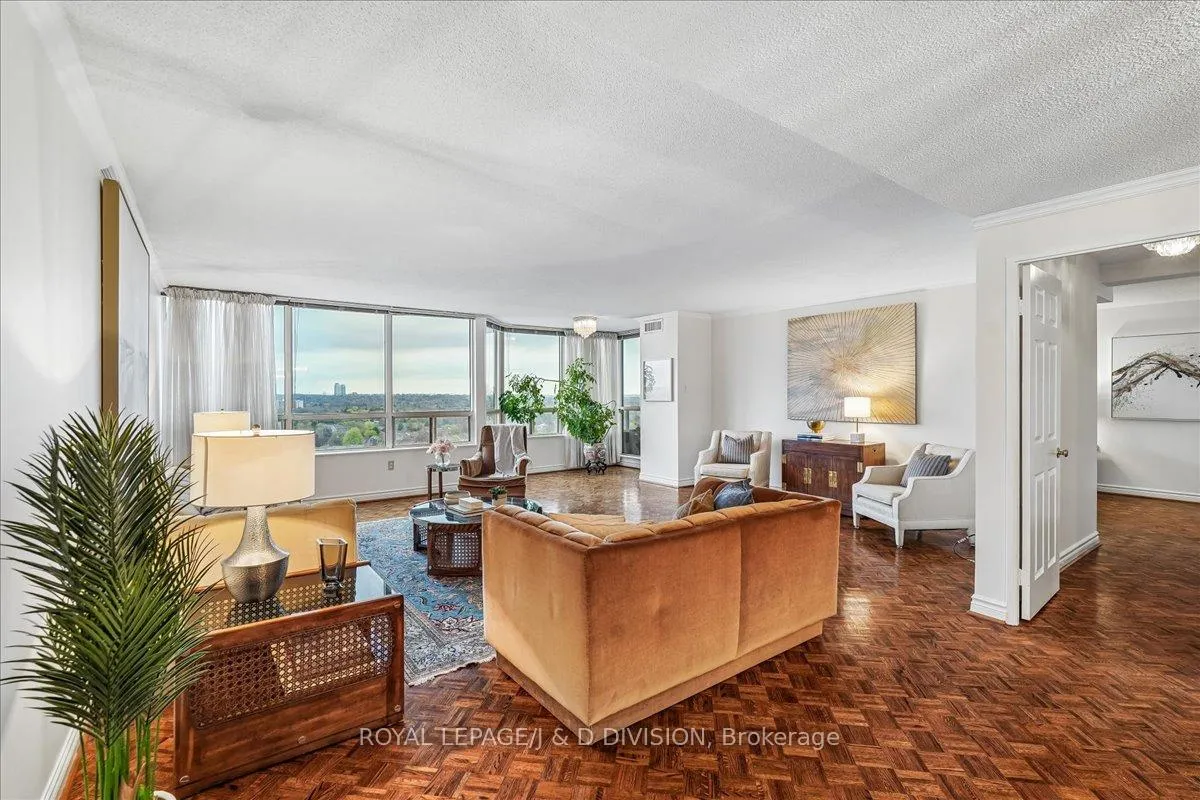 Photo 12 of Unit 1404, 343 Clark Avenue W, Vaughan, Crestwood-Springfarm-Yorkhill — HOMEH