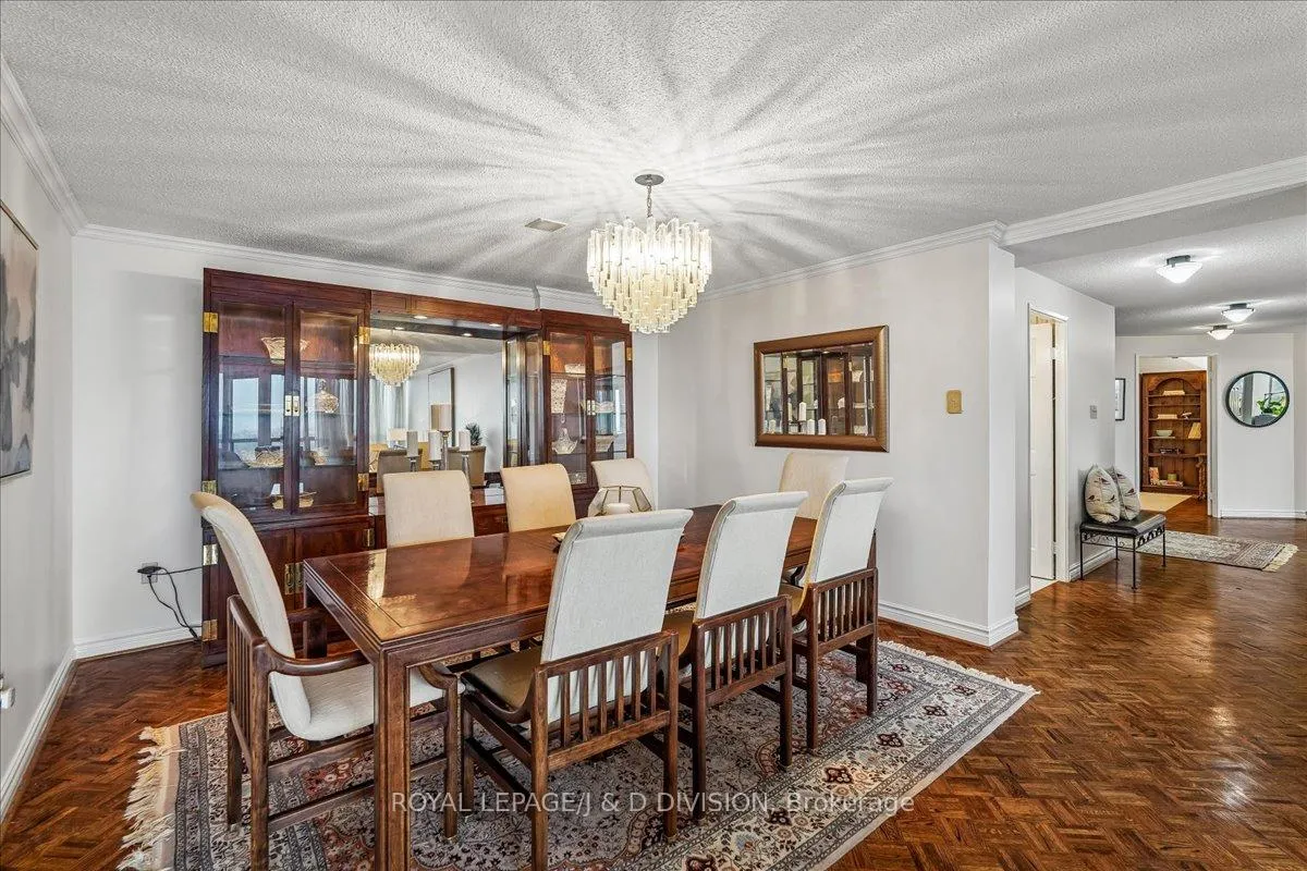 Photo 14 of Unit 1404, 343 Clark Avenue W, Vaughan, Crestwood-Springfarm-Yorkhill — HOMEH