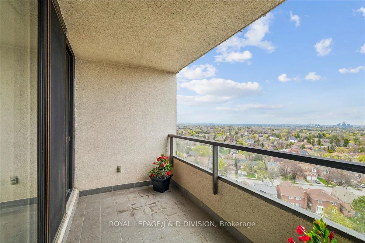 Photo 22 of Unit 1404, 343 Clark Avenue W, Vaughan, Crestwood-Springfarm-Yorkhill — HOMEH