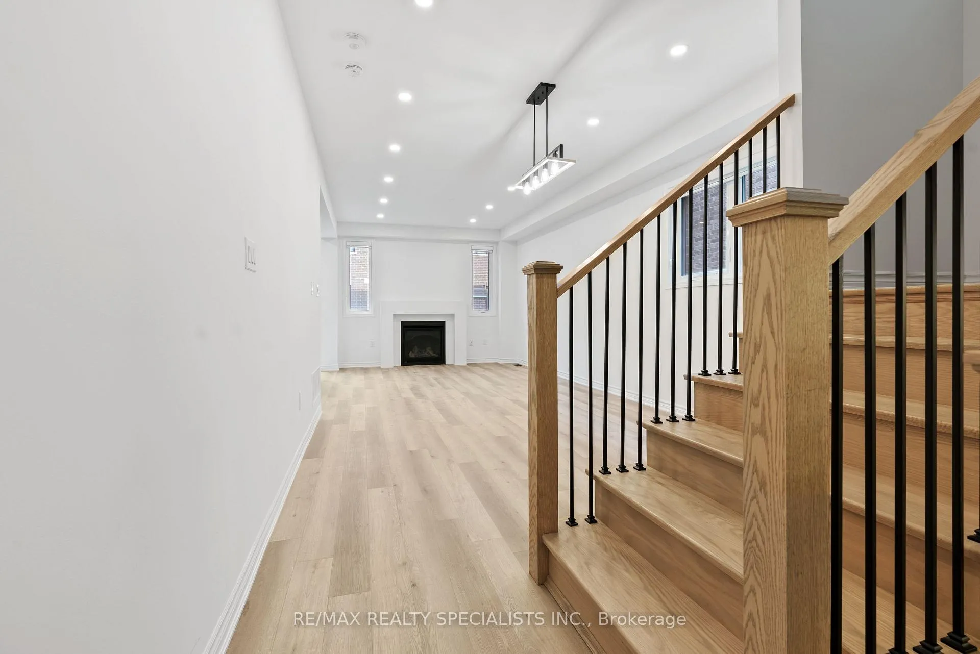 Photo 11 of 1696 Dance Court, Milton, Milton North — HOMEH