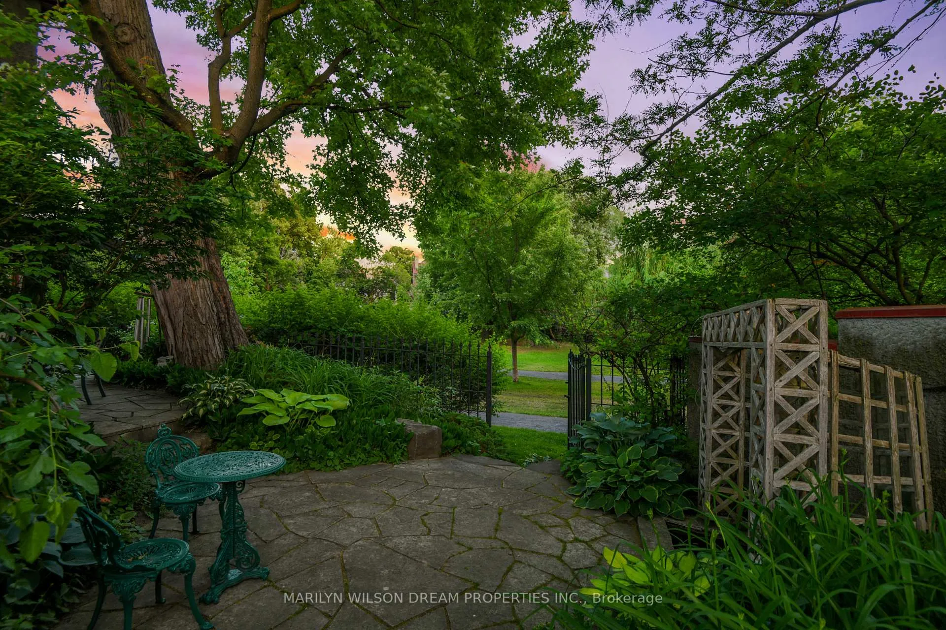 Photo 4 of 12 Allan Place, Ottawa, Glebe — HOMEH