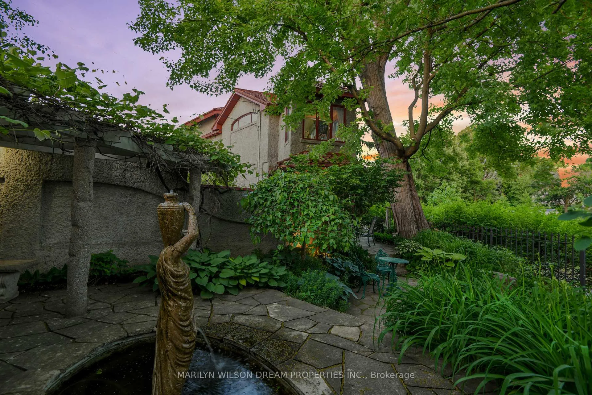 Photo 6 of 12 Allan Place, Ottawa, Glebe — HOMEH