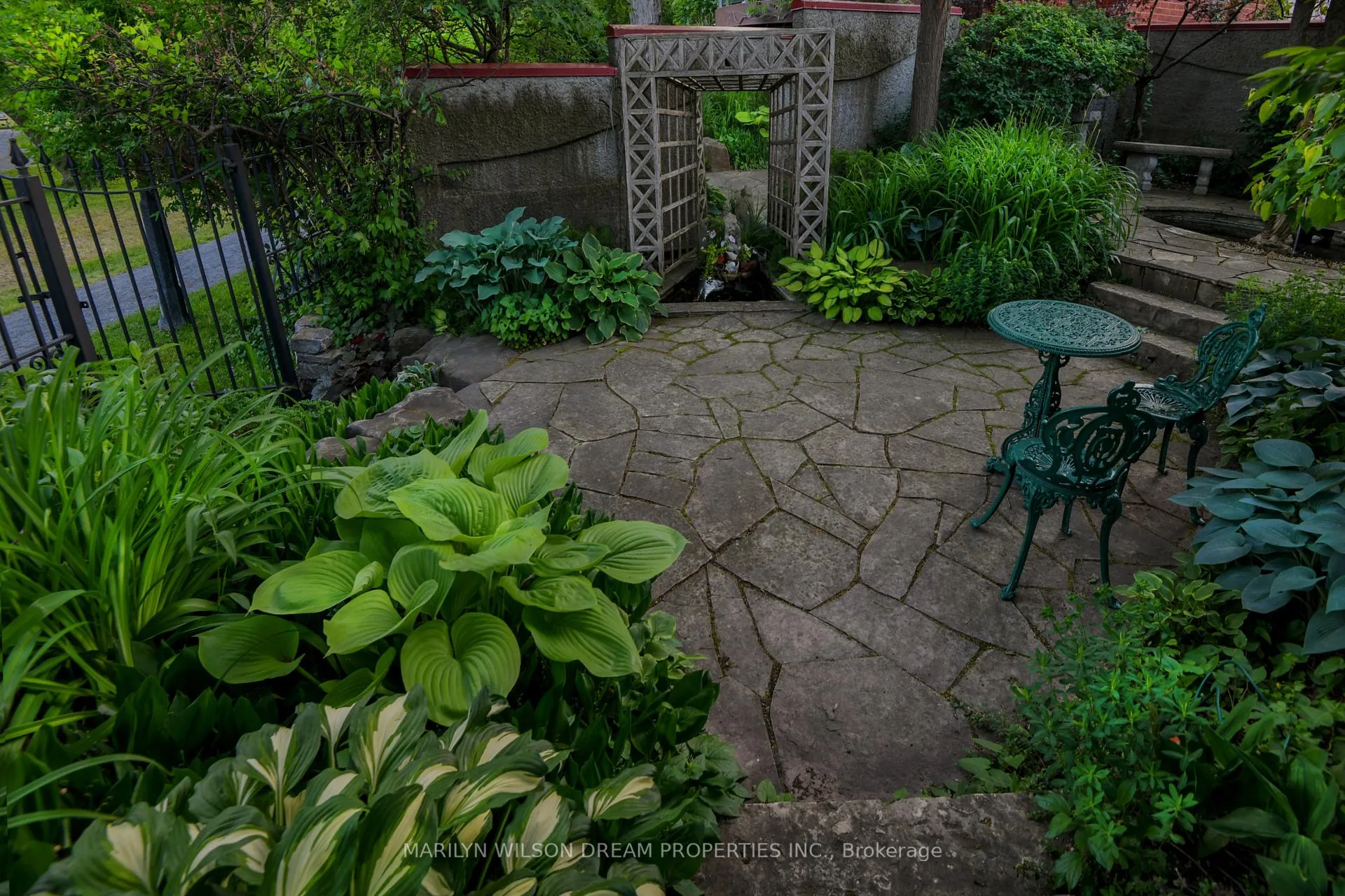 Photo 7 of 12 Allan Place, Ottawa, Glebe — HOMEH