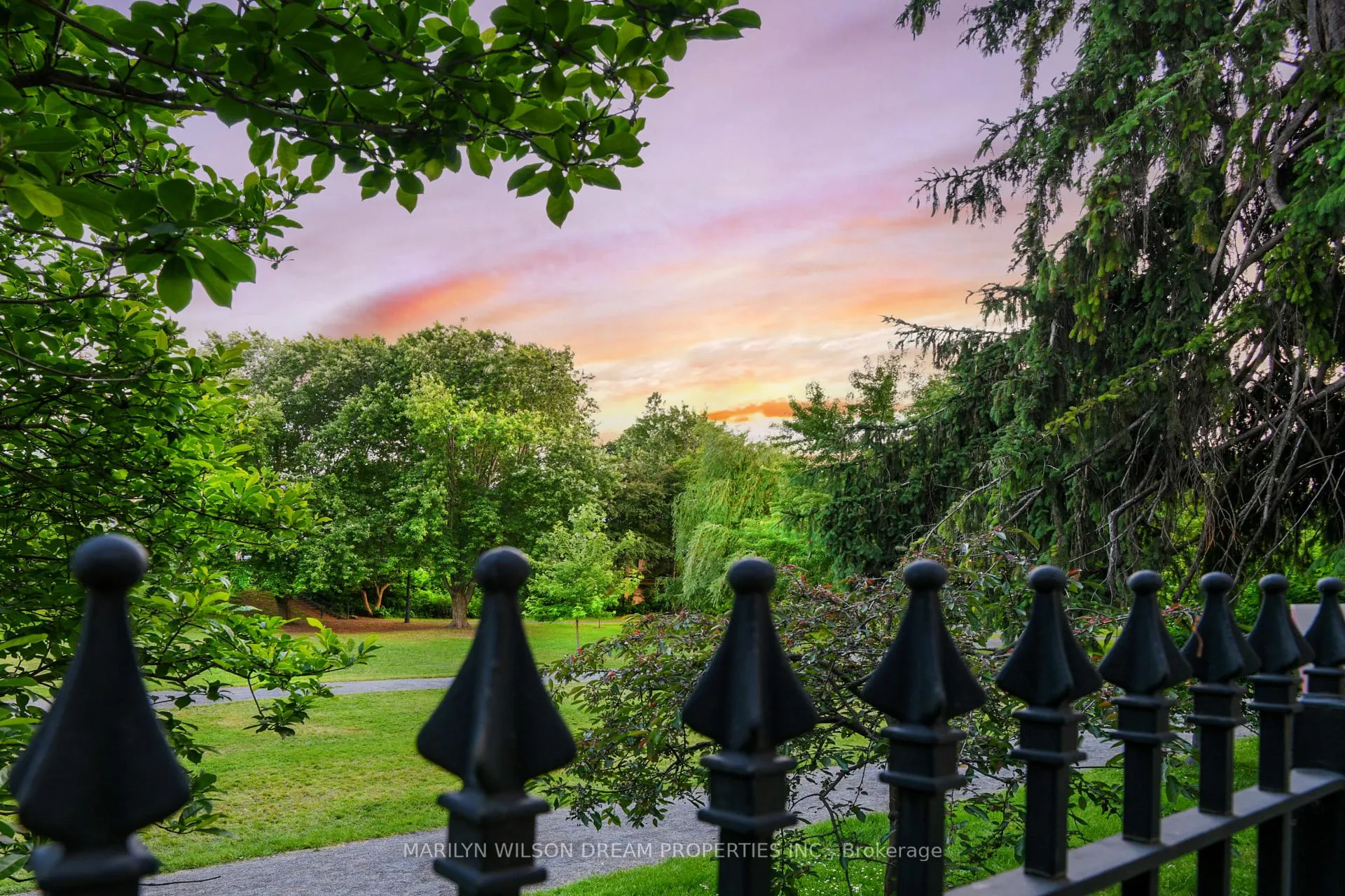 Photo 10 of 12 Allan Place, Ottawa, Glebe — HOMEH