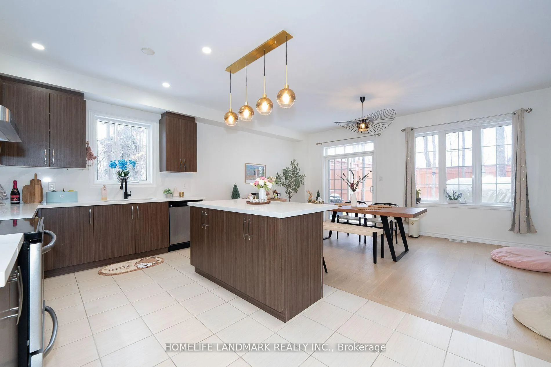 Photo 10 of Unit 51, 8777 Dufferin Street, Vaughan, Patterson — HOMEH