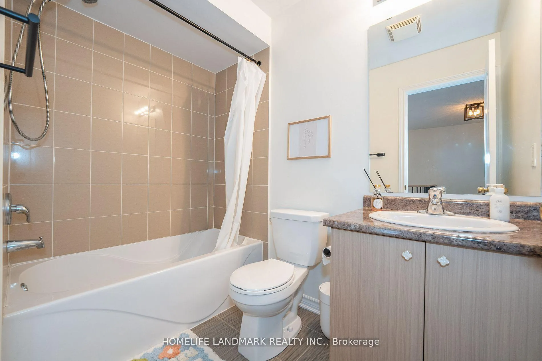 Photo 19 of Unit 51, 8777 Dufferin Street, Vaughan, Patterson — HOMEH