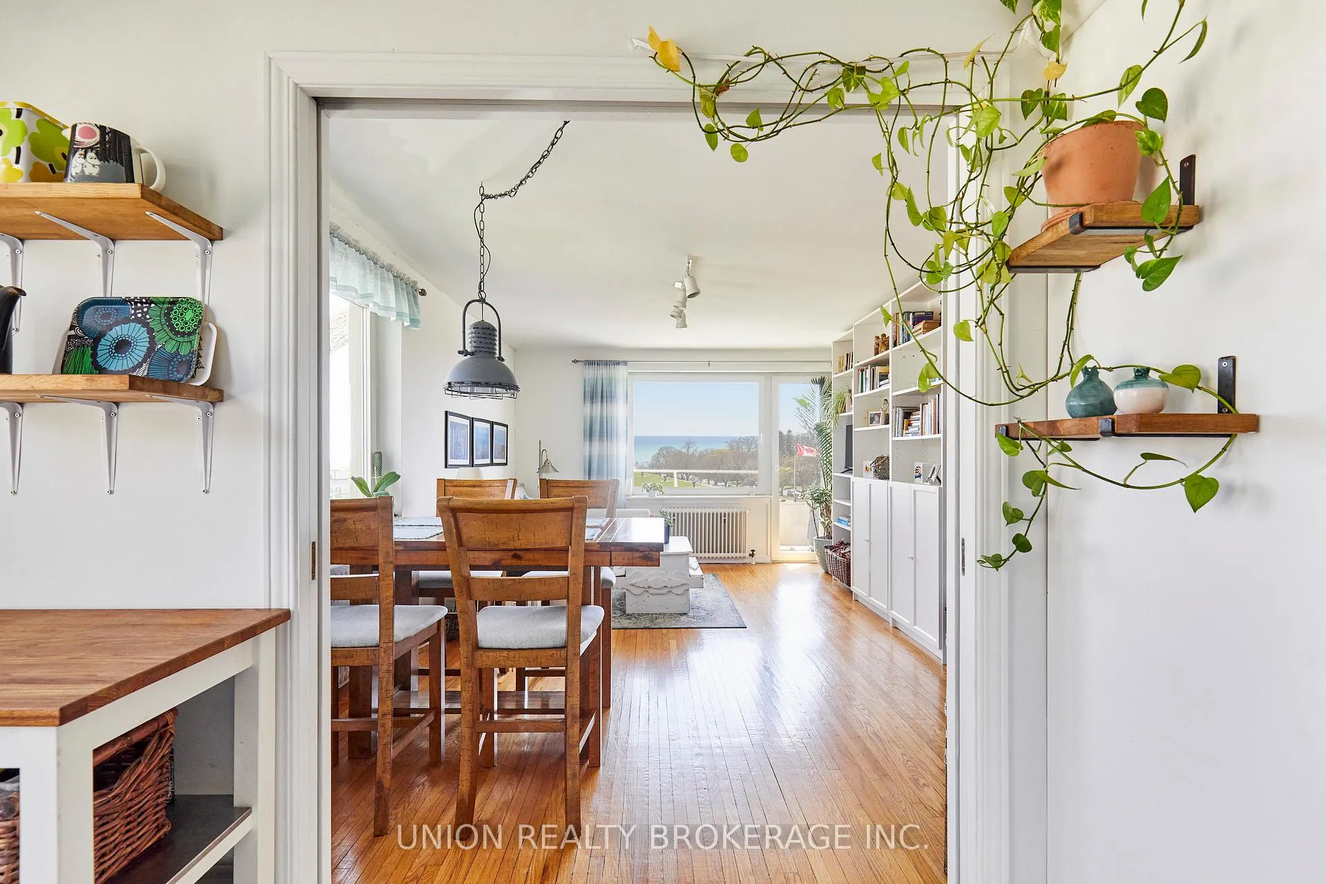 Photo 7 of Unit 8, 2378 Queen Street E, Toronto, The Beaches — HOMEH