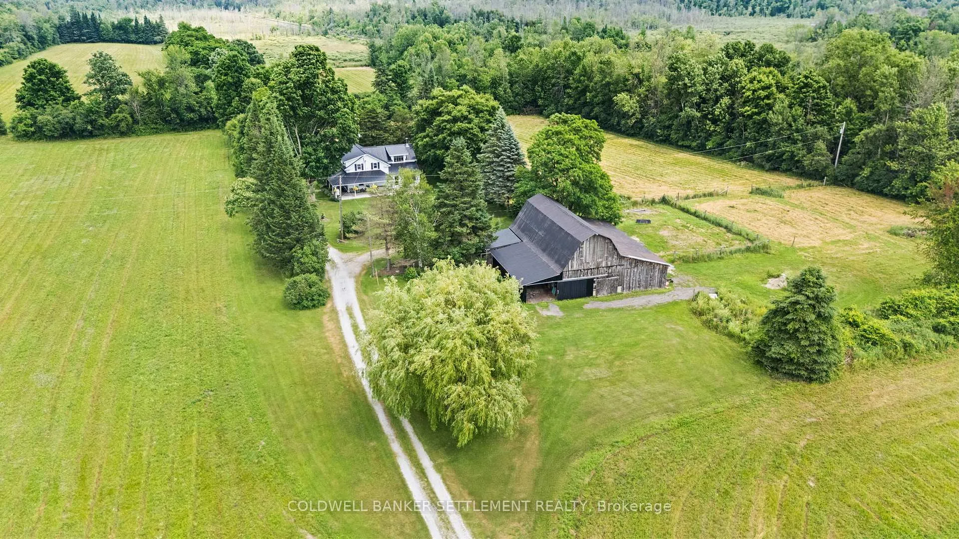Photo 5 of 394 Elliott Road, Tay Valley, Bathurst/Burgess & Sherbrooke (Bathurst) Twp — HOMEH