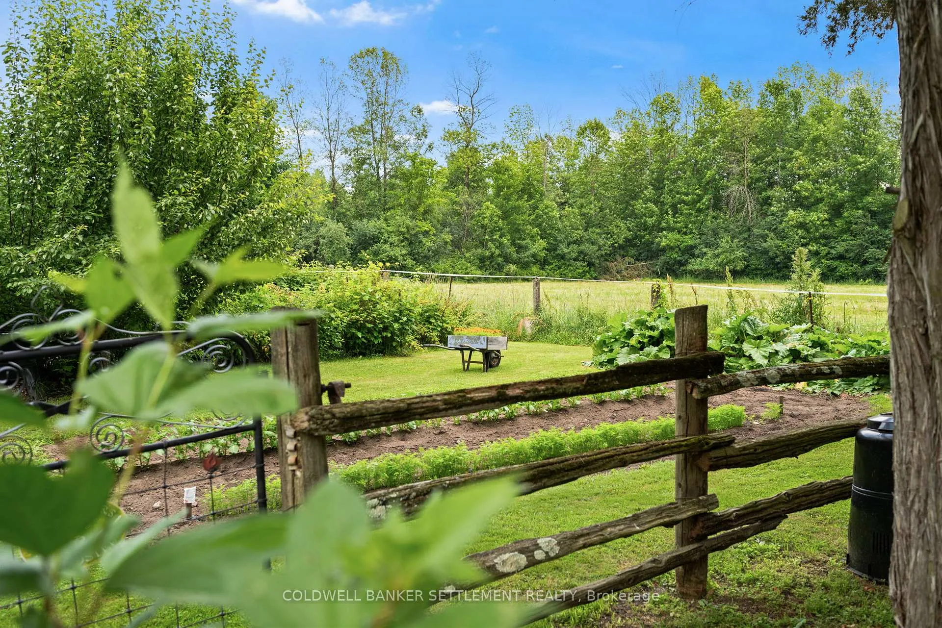 Photo 14 of 394 Elliott Road, Tay Valley, Bathurst/Burgess & Sherbrooke (Bathurst) Twp — HOMEH