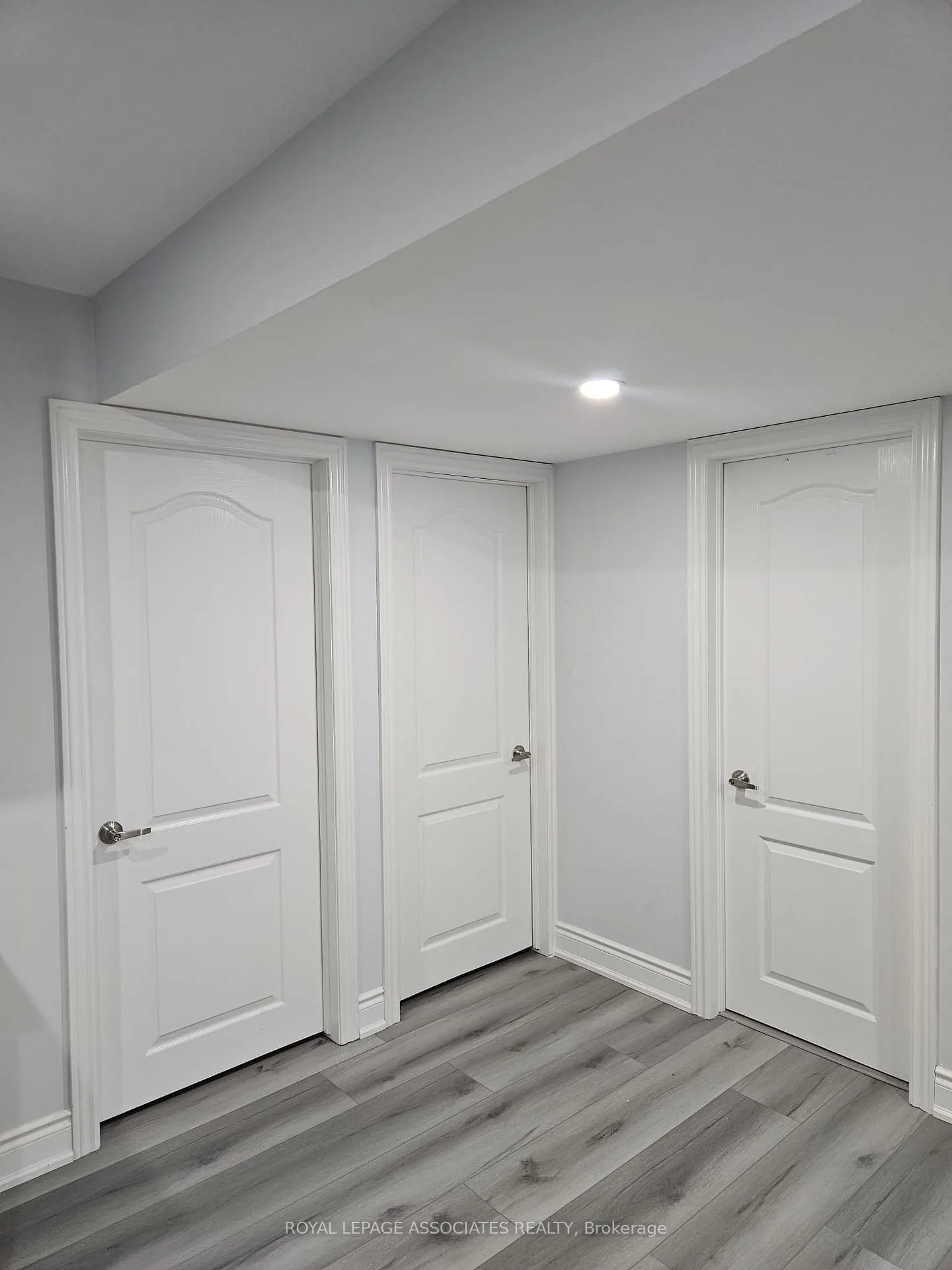 Photo 13 of 131 Lloyd Sanderson Drive, Brampton, Credit Valley — HOMEH