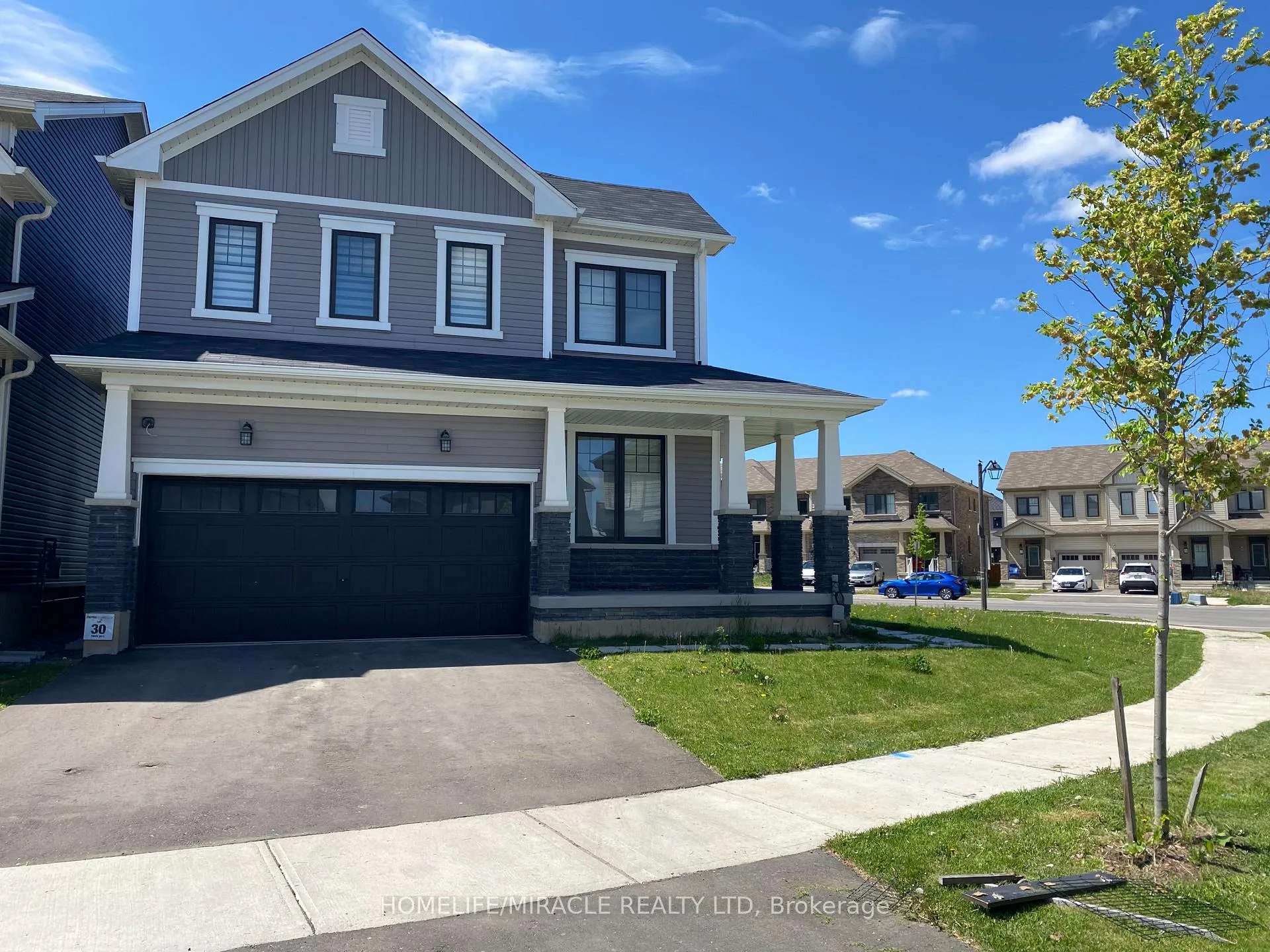 Photo 5 of 2 Cahill Drive, Brantford, Empire — HOMEH