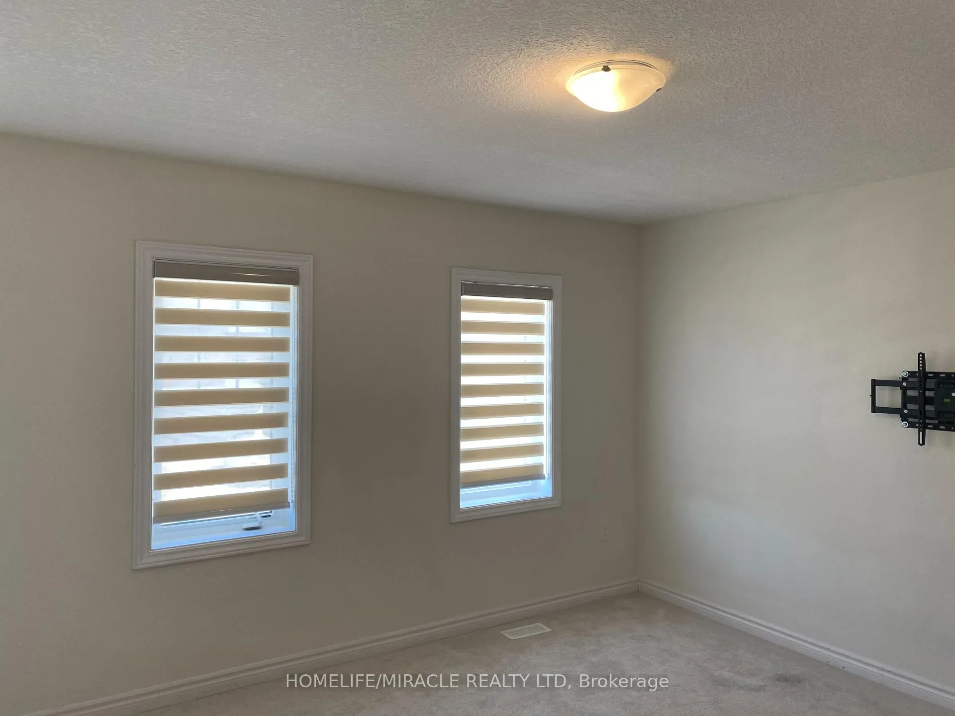 Photo 18 of 2 Cahill Drive, Brantford, Empire — HOMEH