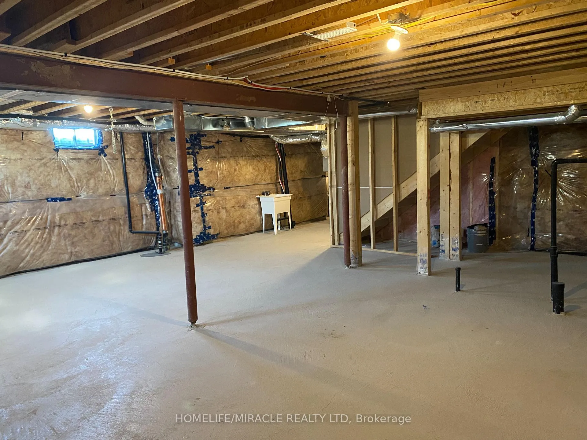 Photo 42 of 2 Cahill Drive, Brantford, Empire — HOMEH