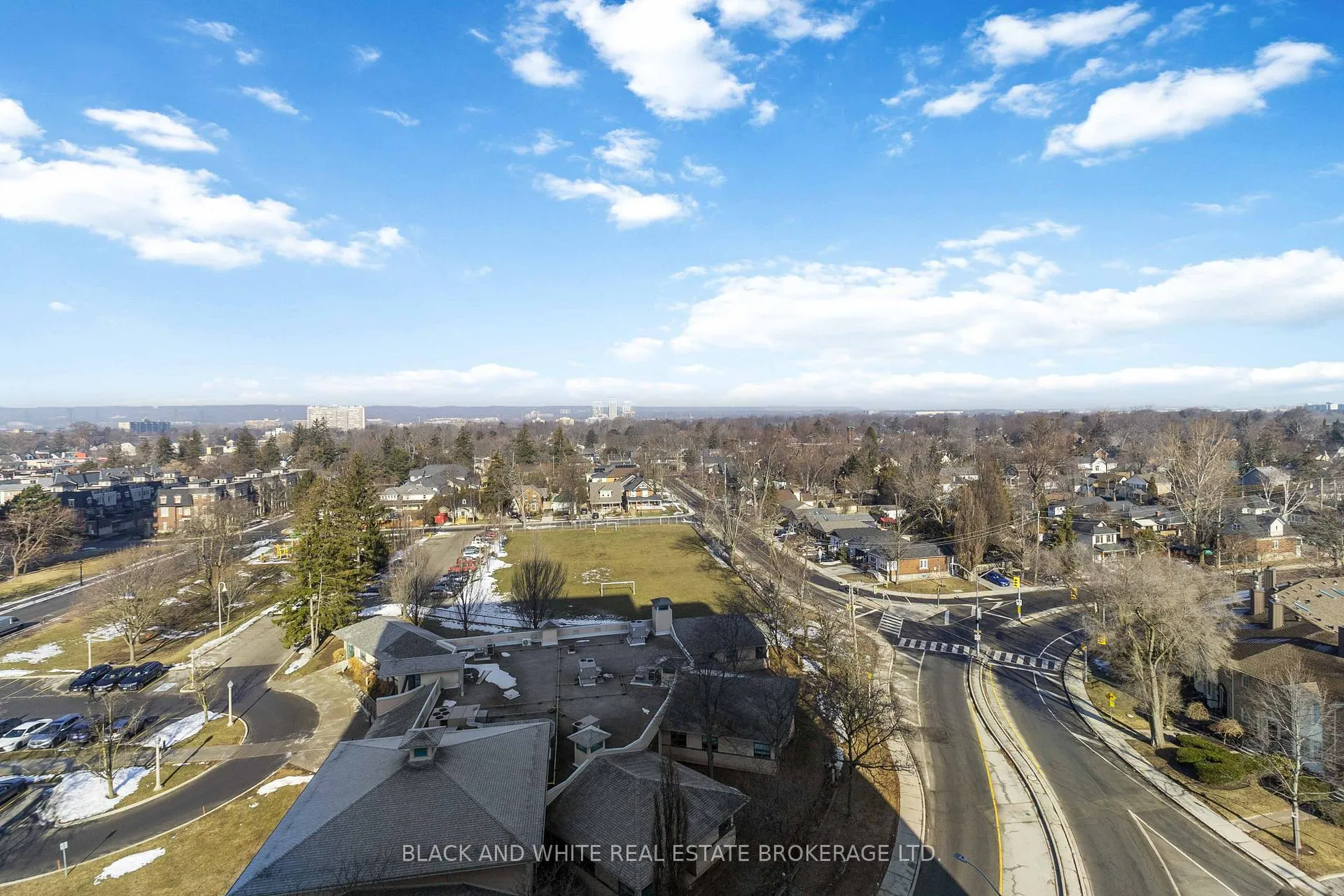 Photo 18 of Unit 912, 2088 James Street, Burlington, Brant — HOMEH