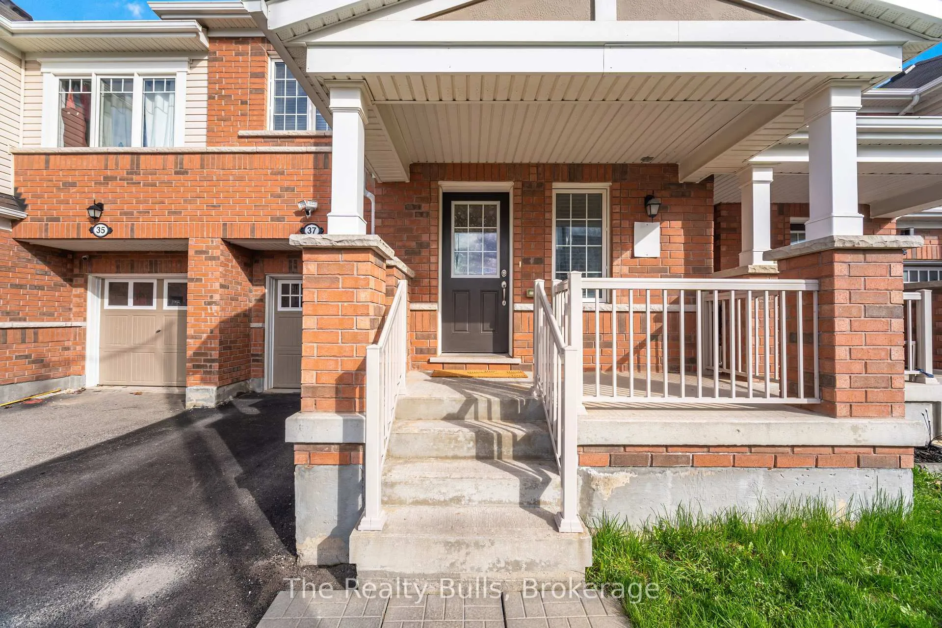Photo 1 of 37 Lothbury Drive NW, Brampton, Northwest Brampton — HOMEH