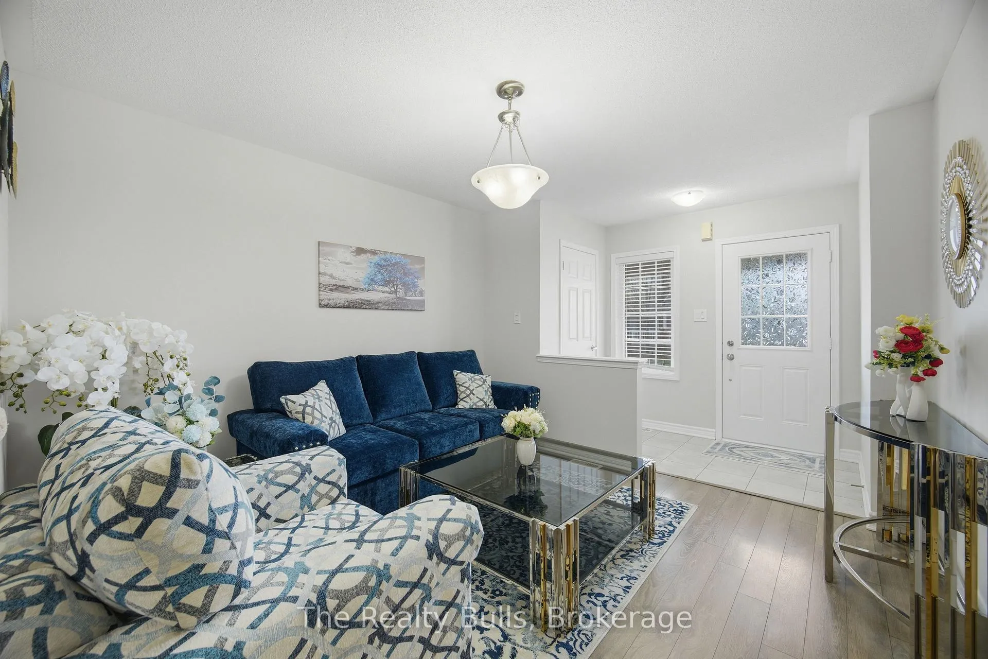 Photo 9 of 37 Lothbury Drive NW, Brampton, Northwest Brampton — HOMEH