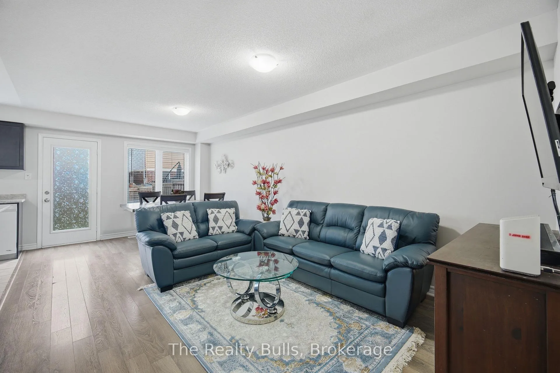 Photo 12 of 37 Lothbury Drive NW, Brampton, Northwest Brampton — HOMEH