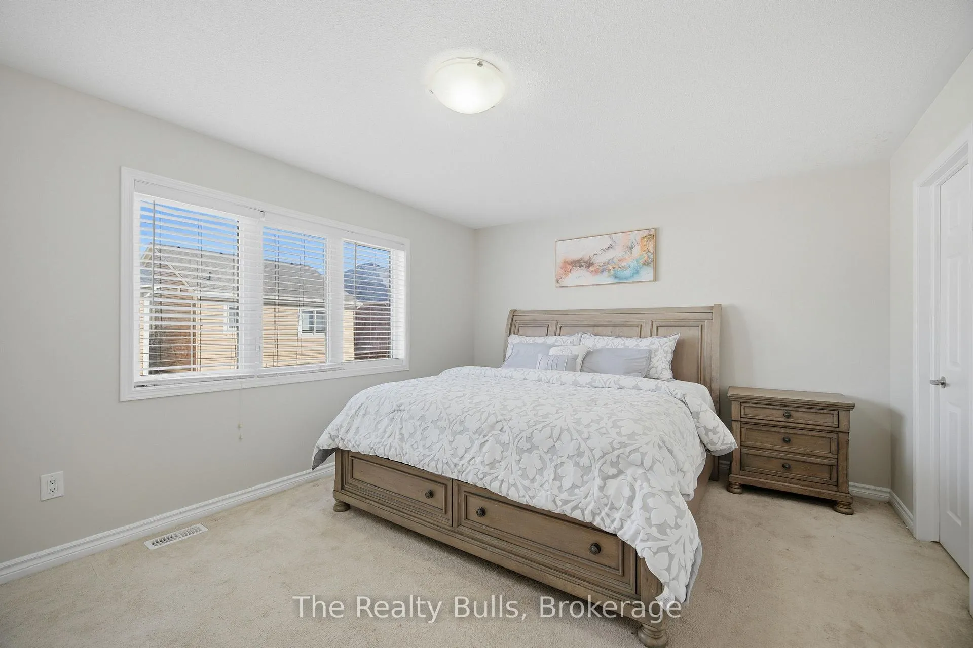 Photo 23 of 37 Lothbury Drive NW, Brampton, Northwest Brampton — HOMEH