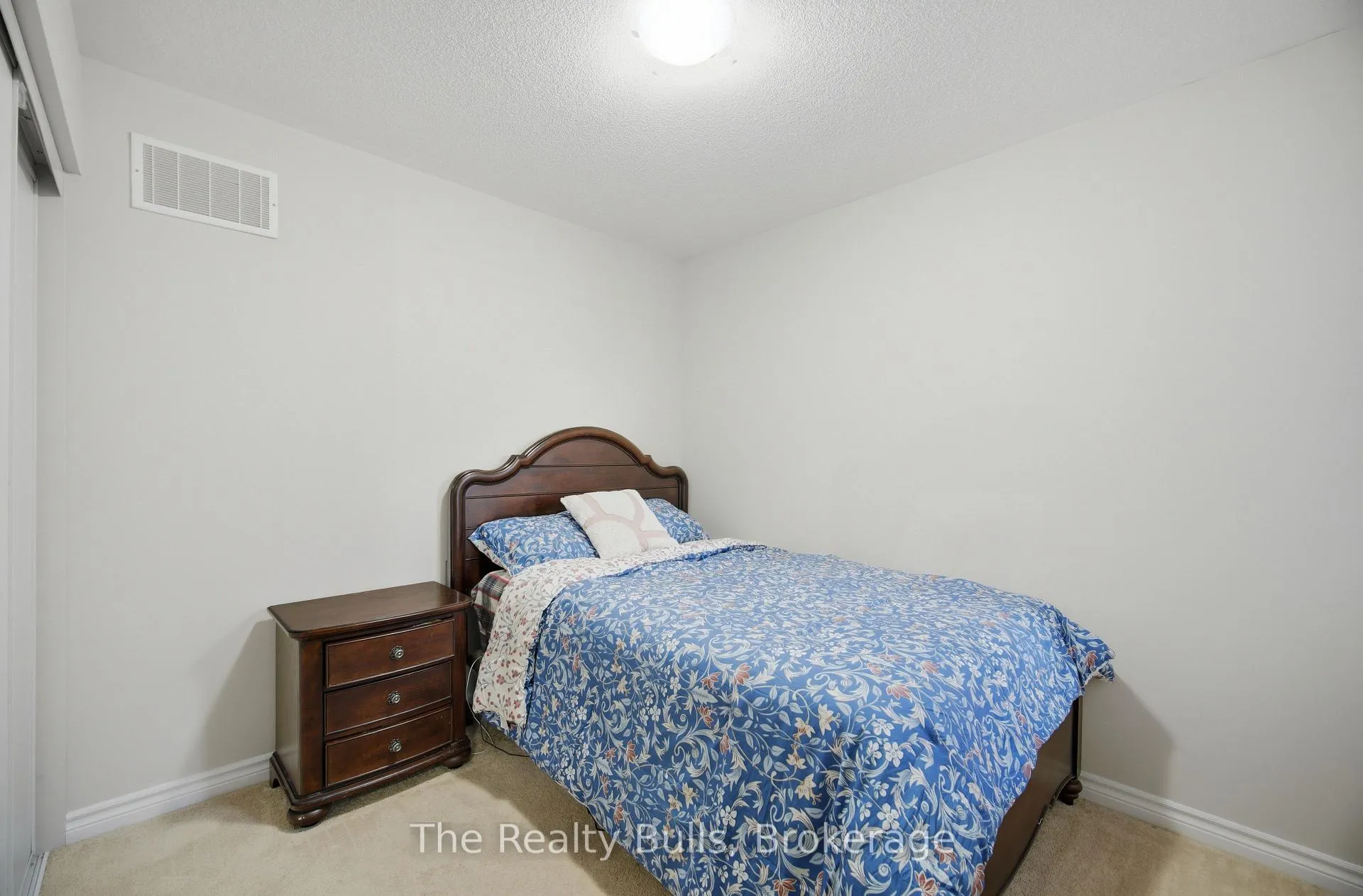 Photo 31 of 37 Lothbury Drive NW, Brampton, Northwest Brampton — HOMEH