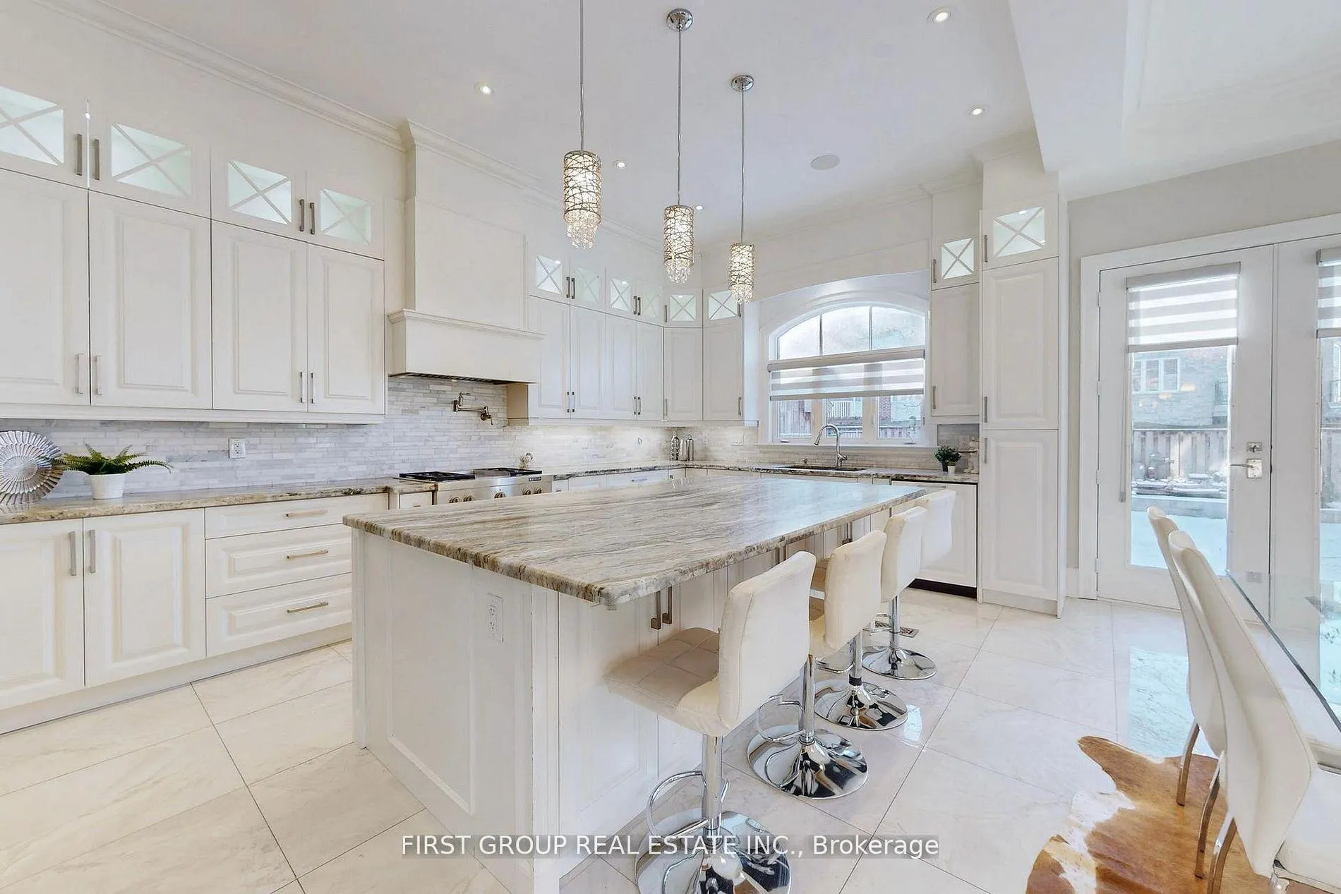 Photo 14 of 1834 Fairport Road, Pickering, Dunbarton — HOMEH