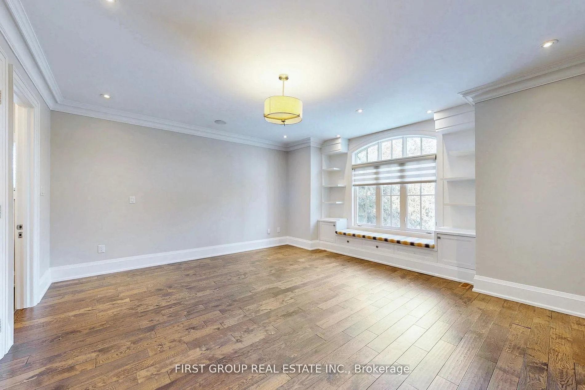 Photo 40 of 1834 Fairport Road, Pickering, Dunbarton — HOMEH