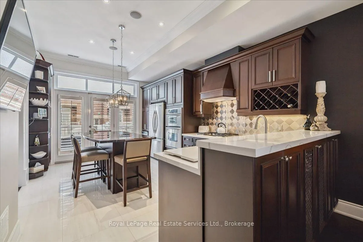 Photo 20 of Unit 3, 120 Bronte Road, Oakville, Bronte — HOMEH