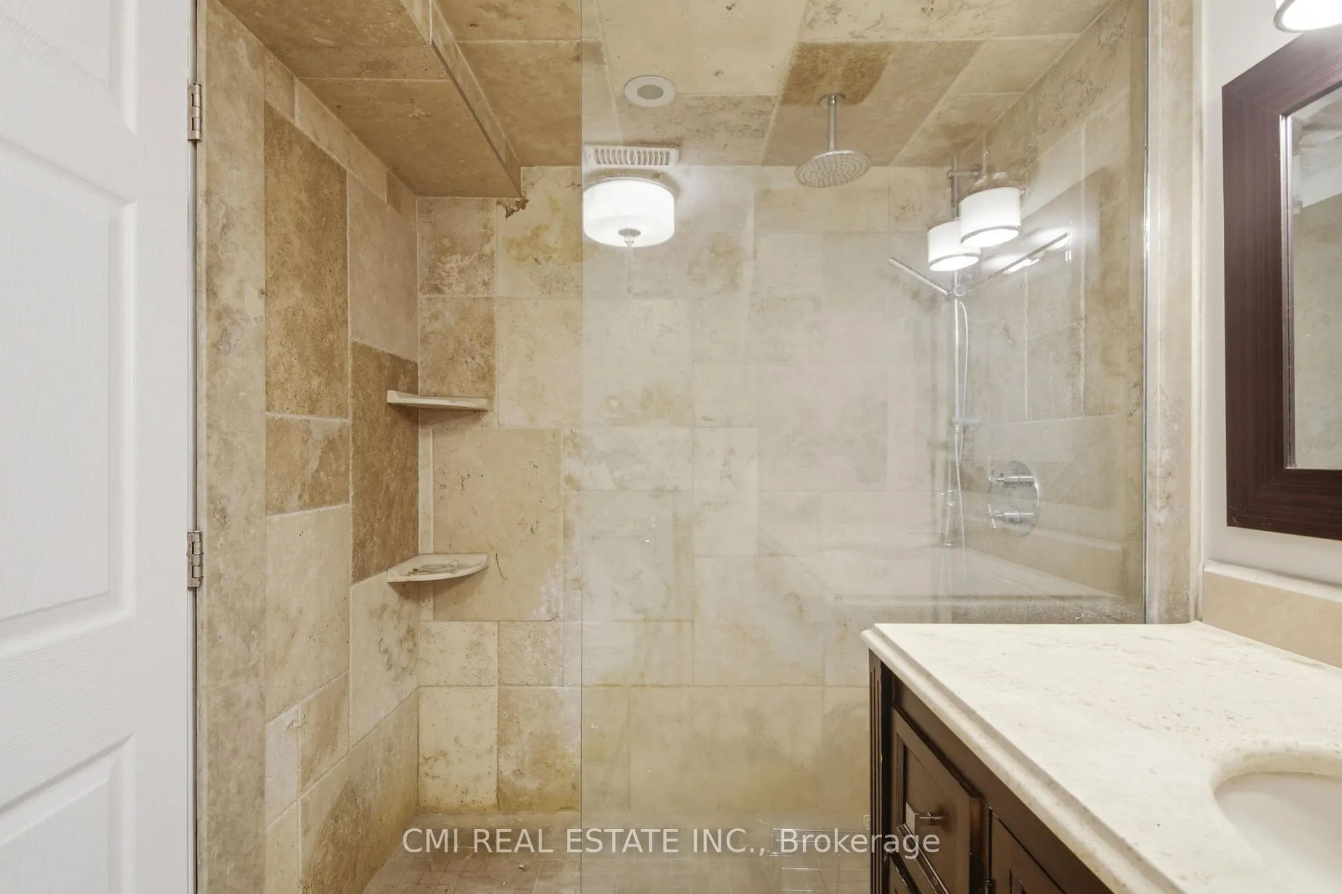 Photo 24 of 120 Northland Avenue, Toronto, Rockcliffe-Smythe — HOMEH