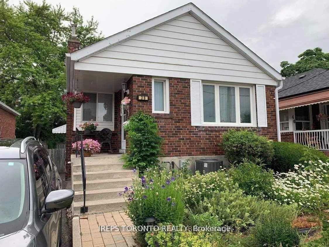 Photo 1 of 38 Tiago Avenue, Toronto, O'Connor-Parkview — HOMEH