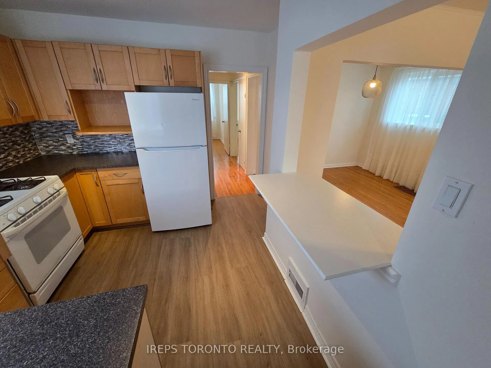 Photo 5 of 38 Tiago Avenue, Toronto, O'Connor-Parkview — HOMEH