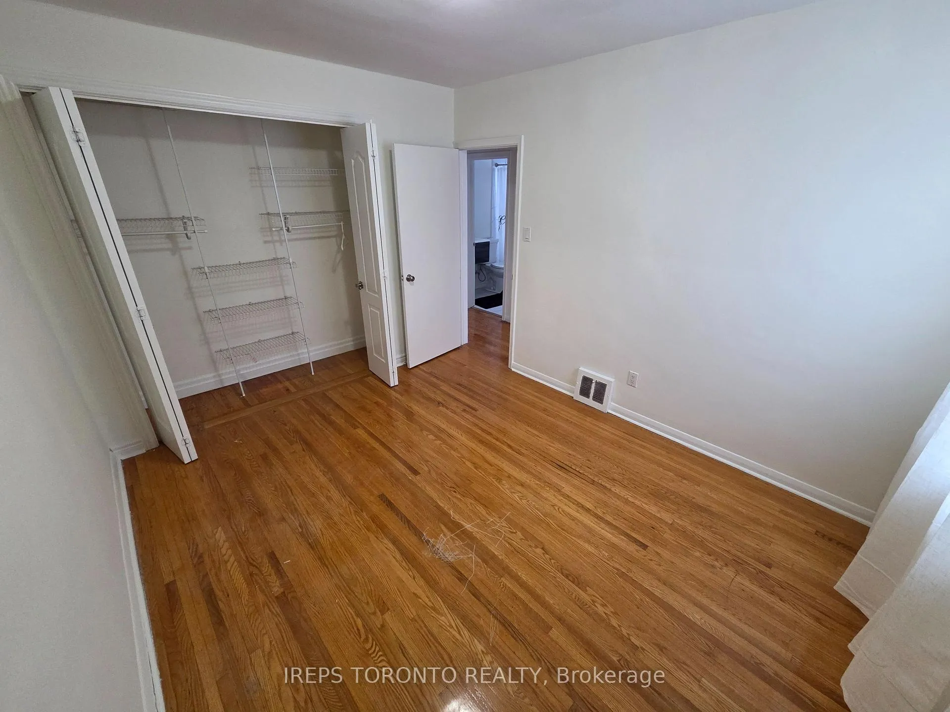 Photo 10 of 38 Tiago Avenue, Toronto, O'Connor-Parkview — HOMEH