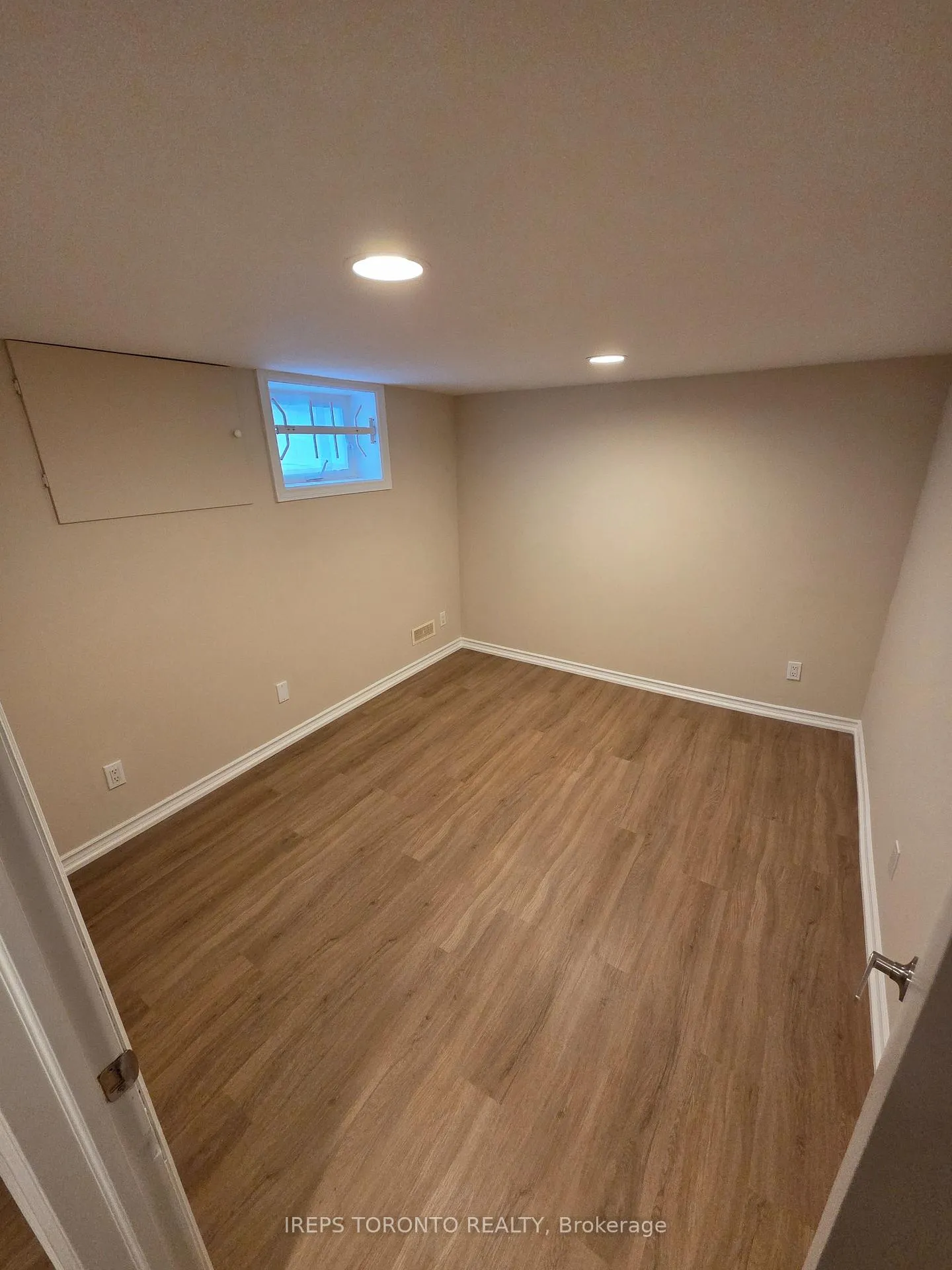 Photo 14 of 38 Tiago Avenue, Toronto, O'Connor-Parkview — HOMEH