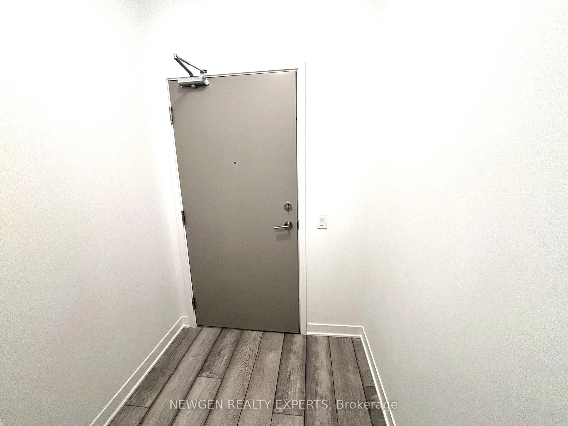Photo 3 of Unit 701, 260 Malta Avenue, Brampton, Fletcher's Creek South — HOMEH