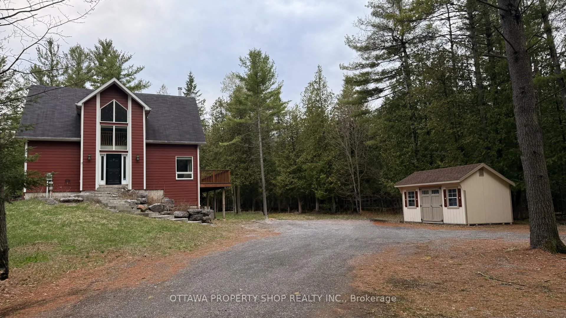 Photo 2 of 927 Spruce Ridge Road, Ottawa, Huntley Ward (South West) — HOMEH