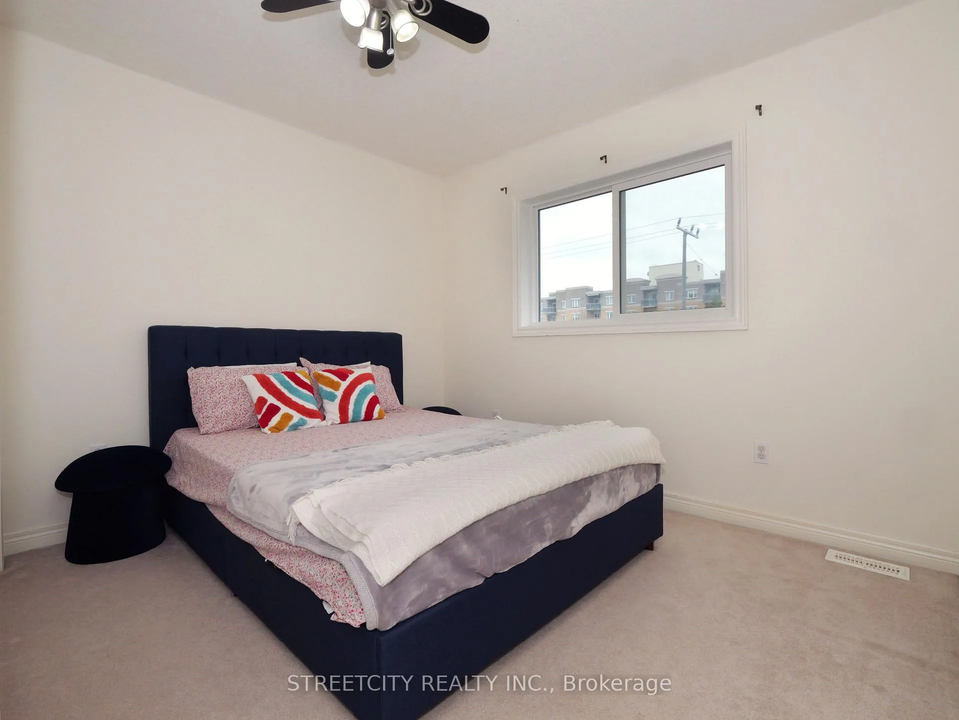 Photo 26 of 97 Gregory Crescent, Stratford — HOMEH