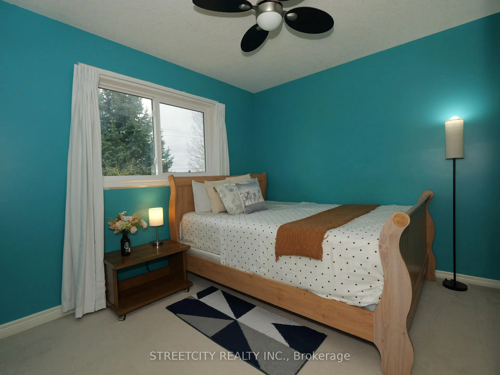 Photo 30 of 97 Gregory Crescent, Stratford — HOMEH
