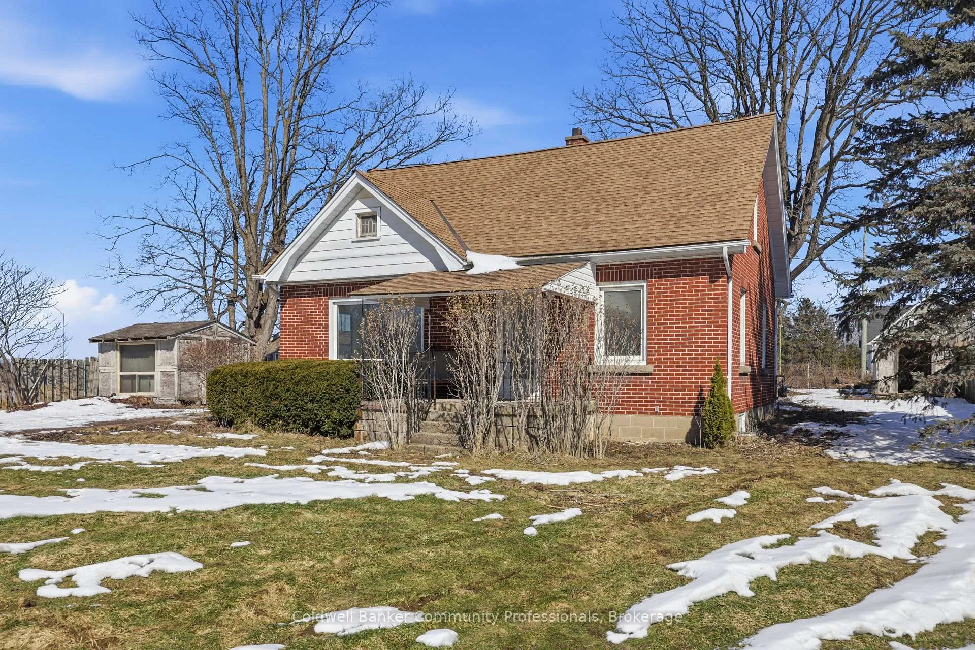 Photo 3 of 74 Freelton Road, Hamilton, Freelton — HOMEH
