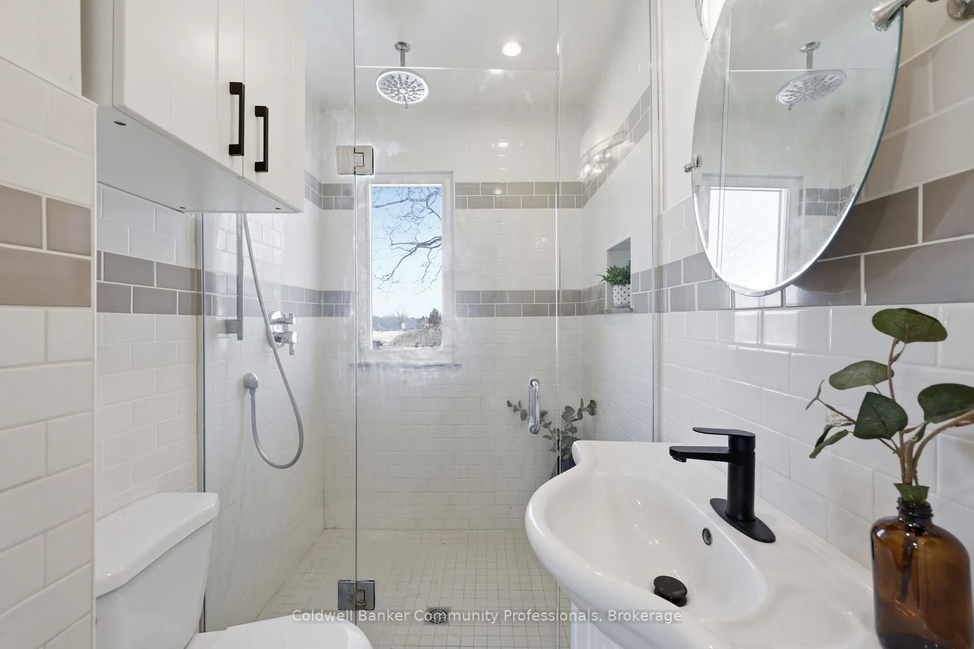 Photo 19 of 74 Freelton Road, Hamilton, Freelton — HOMEH
