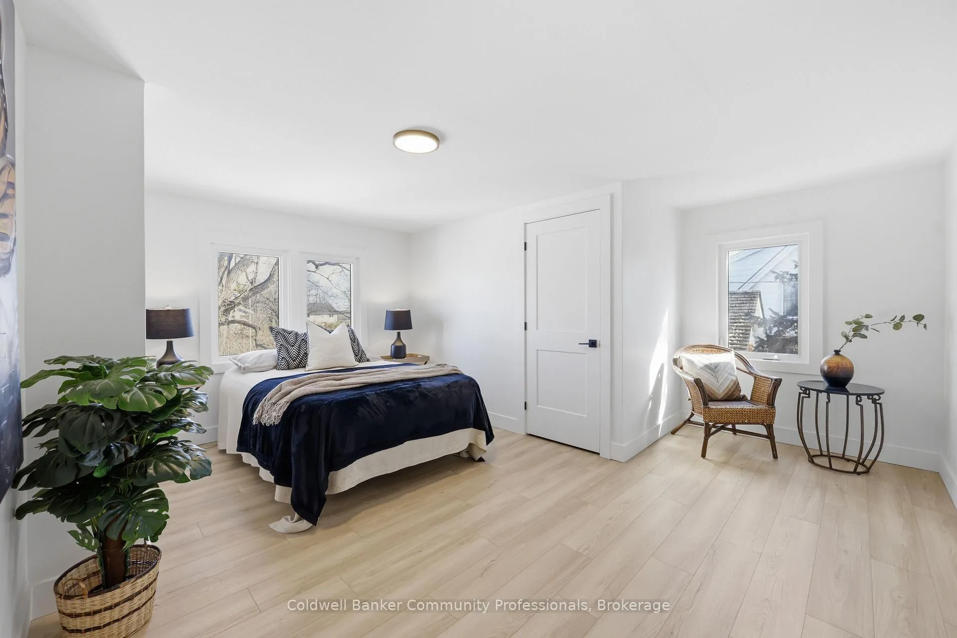 Photo 21 of 74 Freelton Road, Hamilton, Freelton — HOMEH
