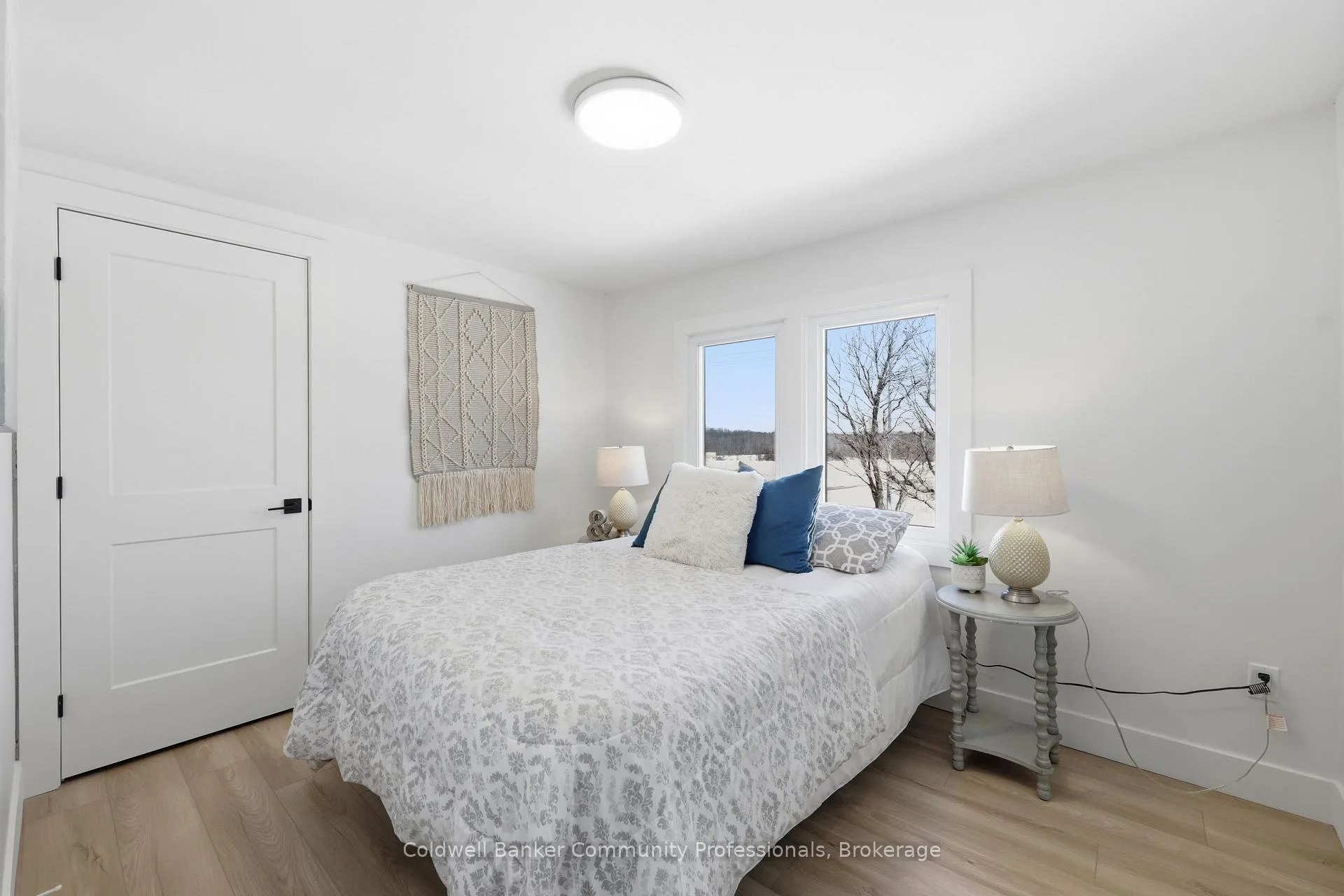 Photo 23 of 74 Freelton Road, Hamilton, Freelton — HOMEH