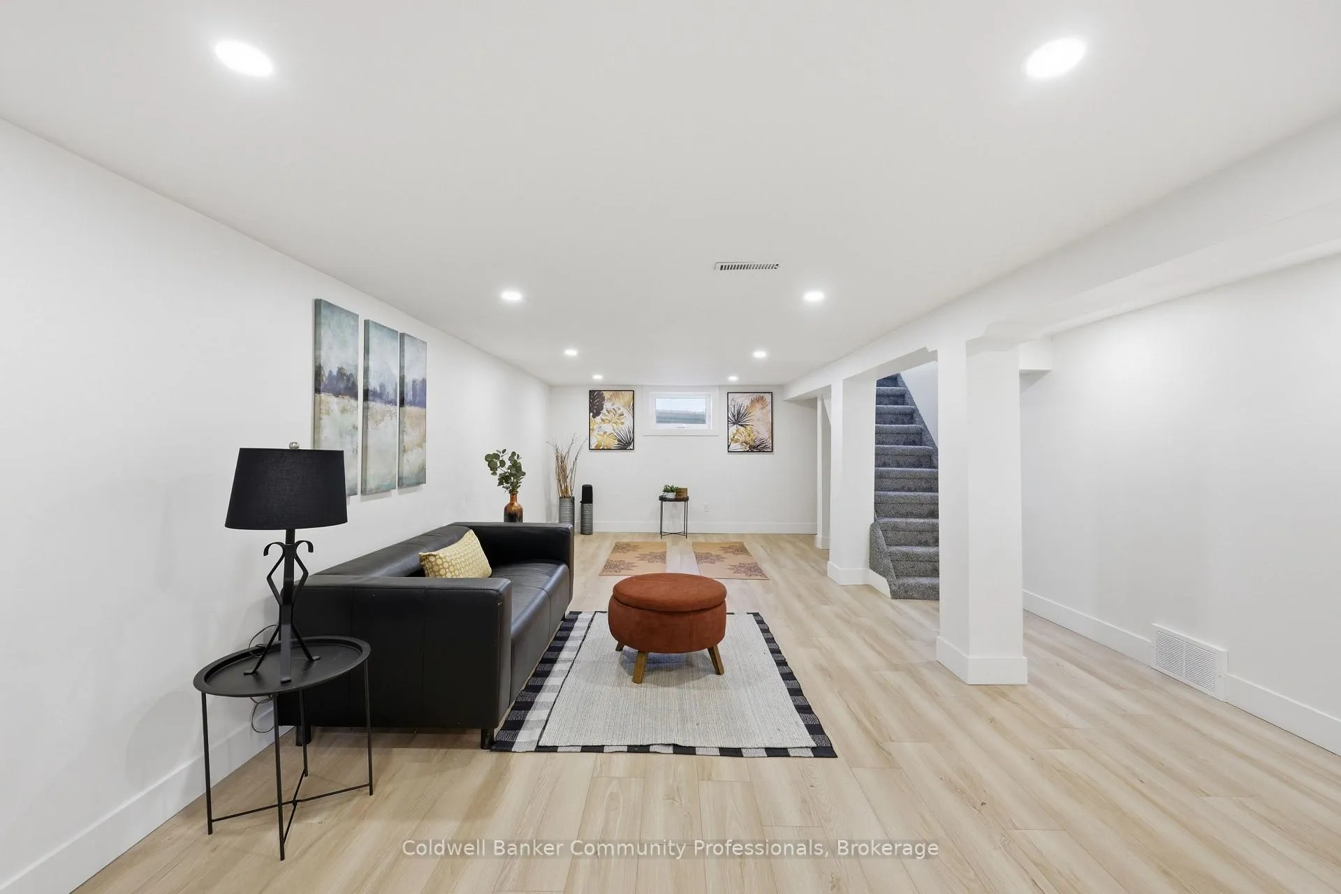 Photo 27 of 74 Freelton Road, Hamilton, Freelton — HOMEH