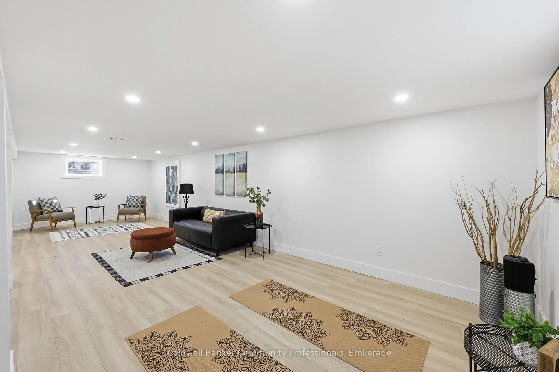 Photo 31 of 74 Freelton Road, Hamilton, Freelton — HOMEH