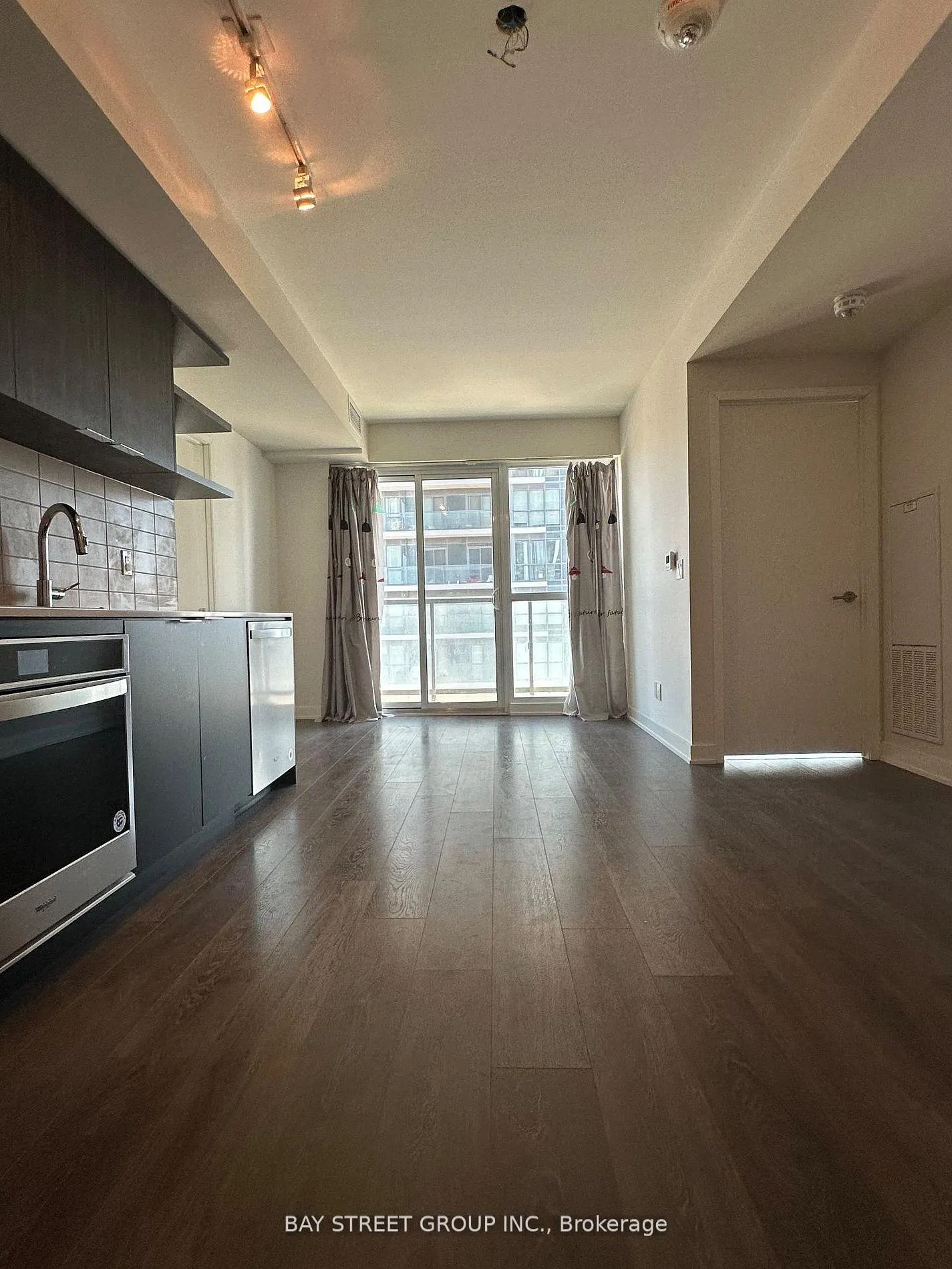 Photo 6 of Unit 1108, 6 Sonic Way, Toronto, Flemingdon Park — HOMEH