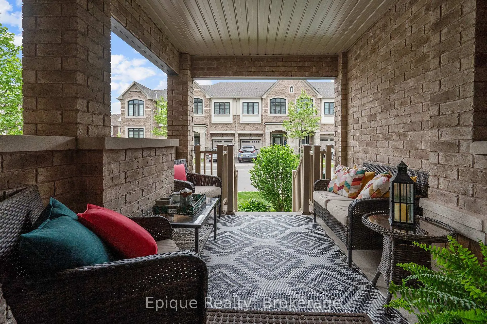 Photo 4 of 1158 Restivo Lane, Milton, Ford — HOMEH