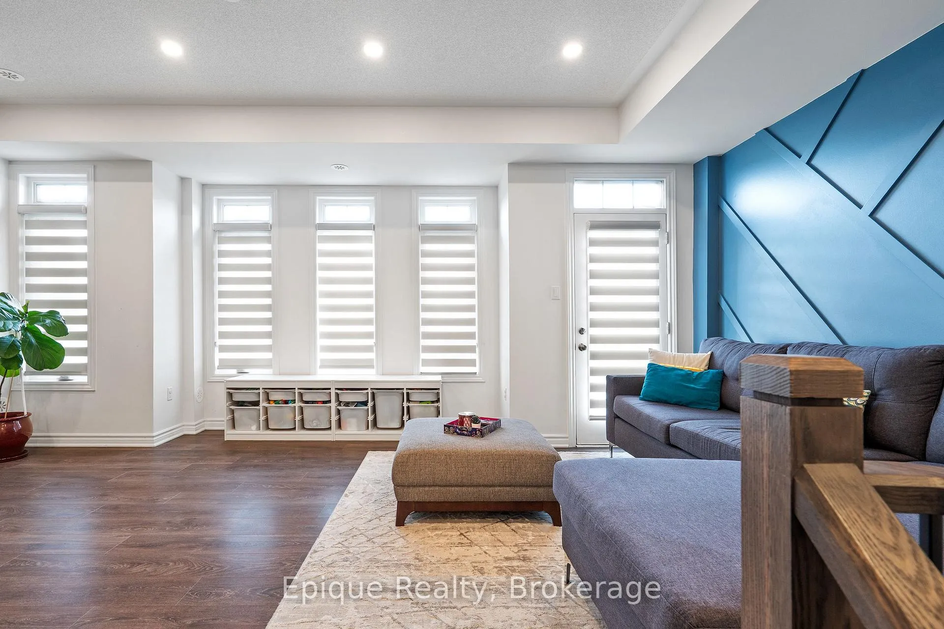 Photo 8 of 1158 Restivo Lane, Milton, Ford — HOMEH