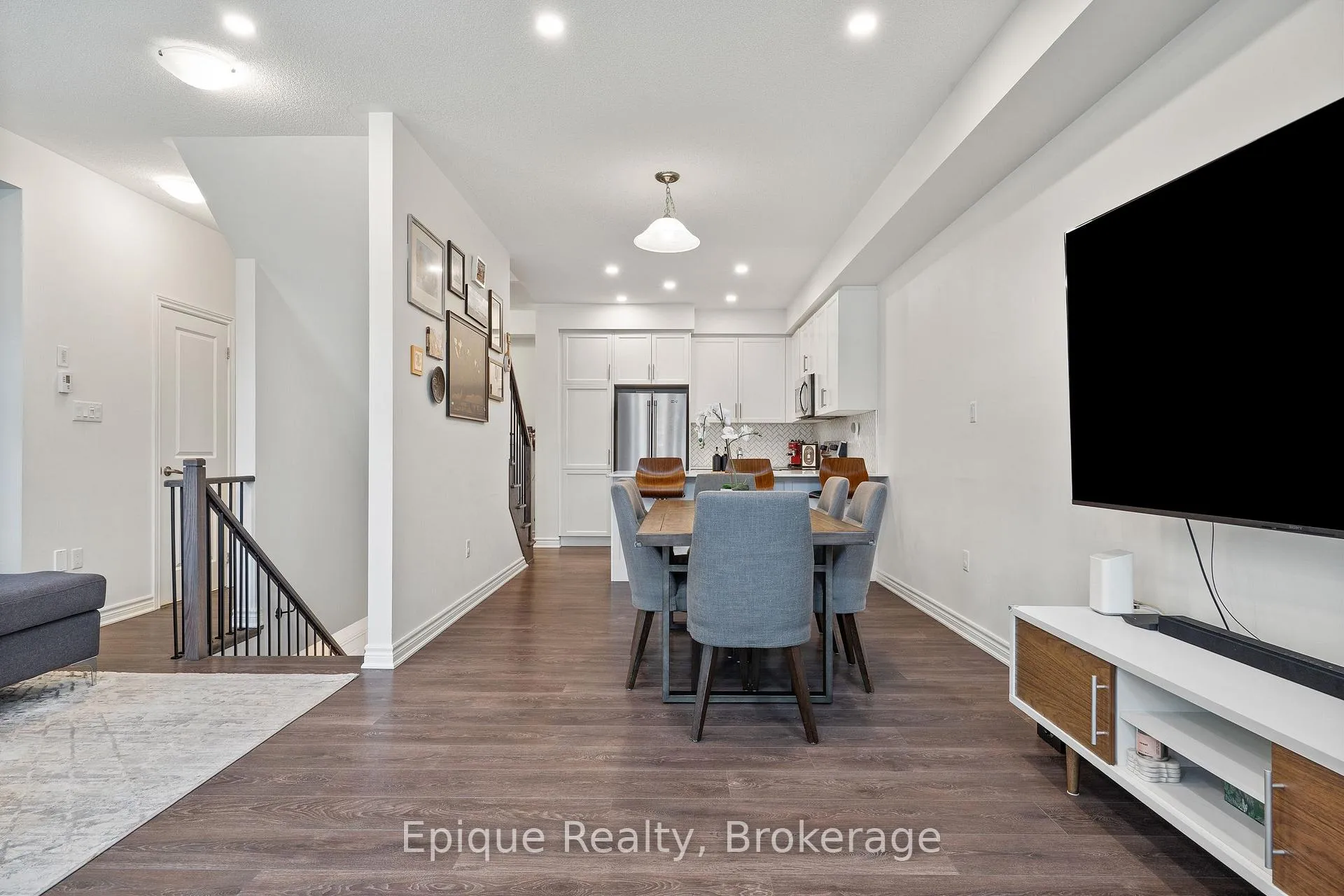 Photo 14 of 1158 Restivo Lane, Milton, Ford — HOMEH
