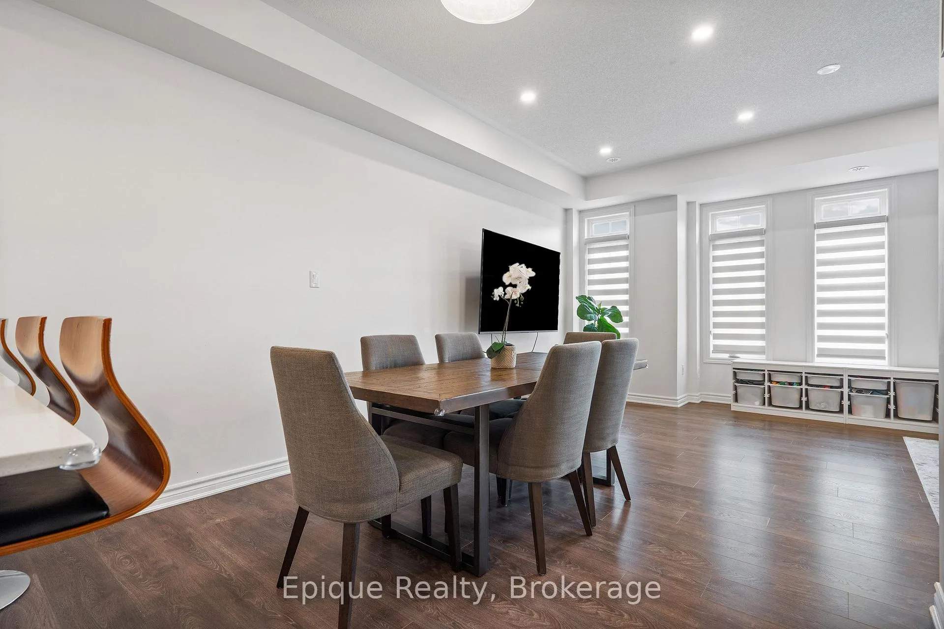 Photo 17 of 1158 Restivo Lane, Milton, Ford — HOMEH