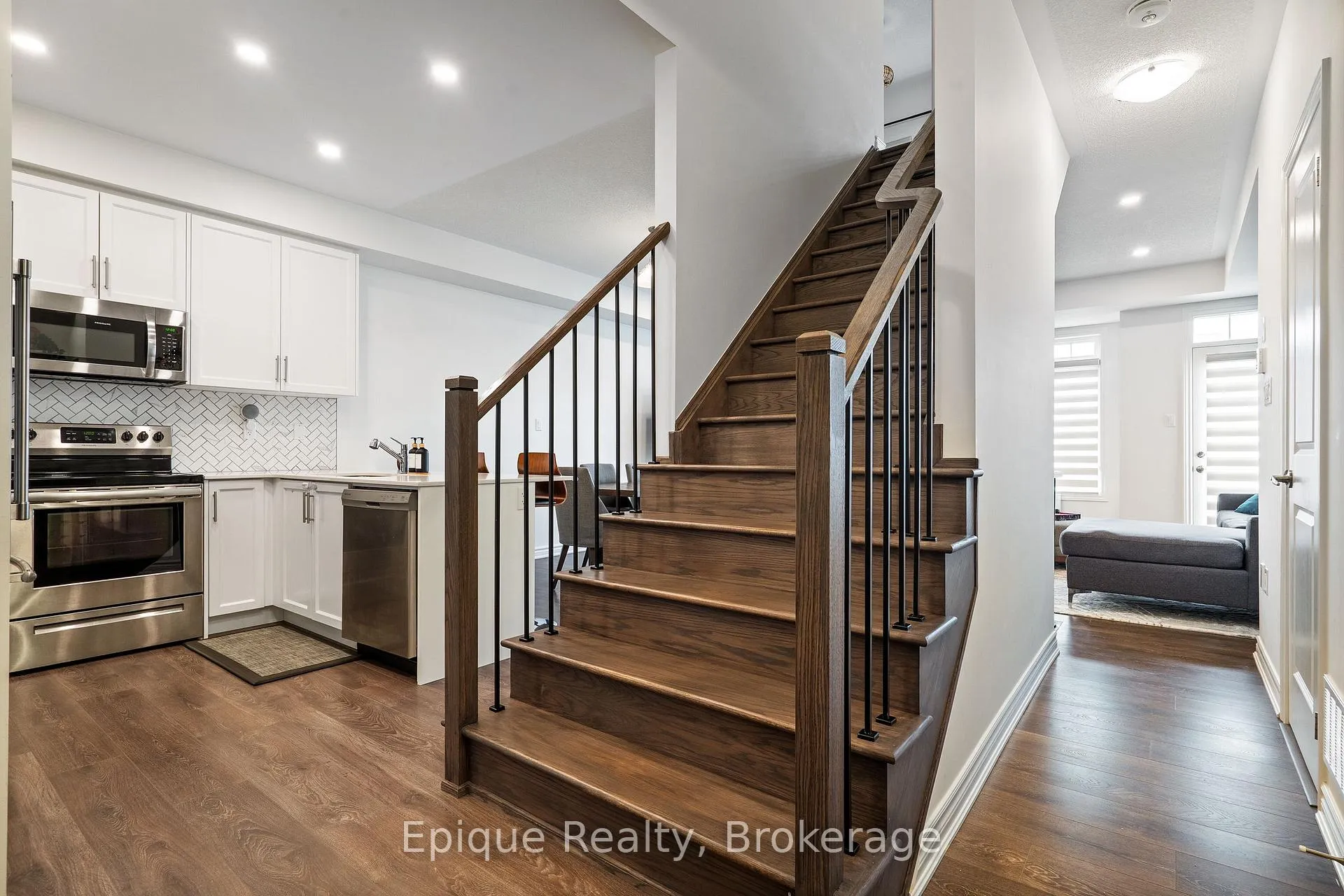 Photo 29 of 1158 Restivo Lane, Milton, Ford — HOMEH