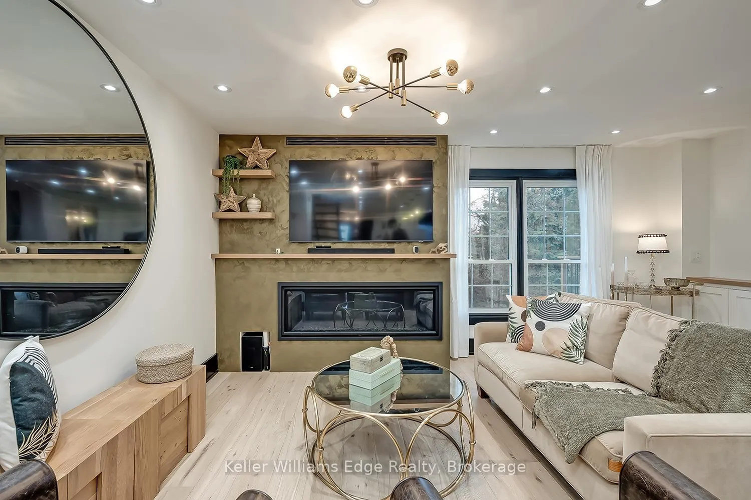 Photo 12 of Unit 51, 3031 Glencrest Road, Burlington, Roseland — HOMEH