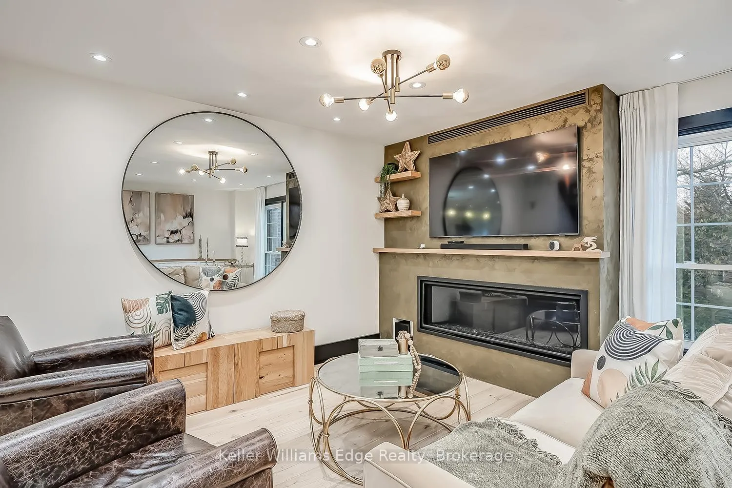 Photo 13 of Unit 51, 3031 Glencrest Road, Burlington, Roseland — HOMEH