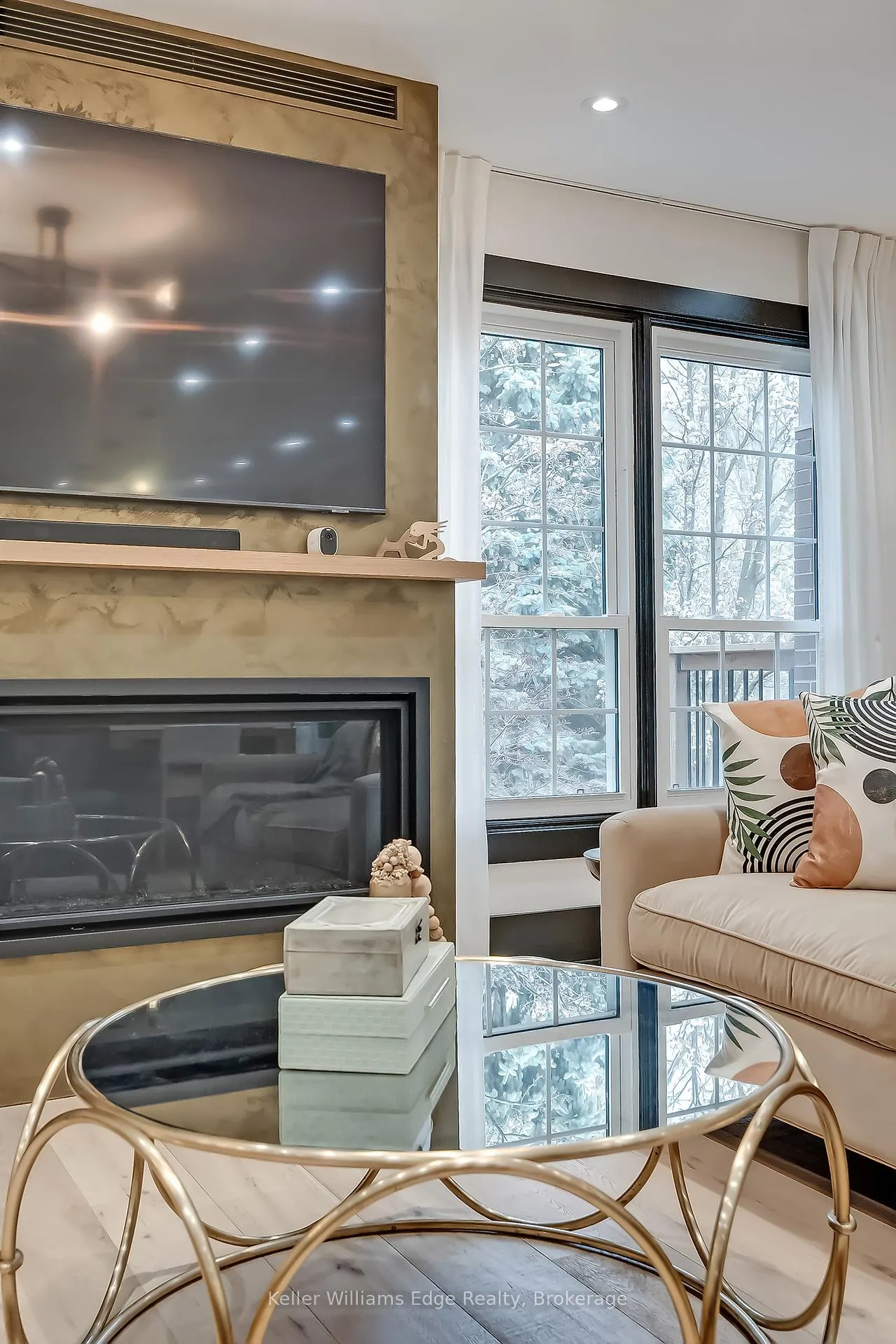 Photo 17 of Unit 51, 3031 Glencrest Road, Burlington, Roseland — HOMEH